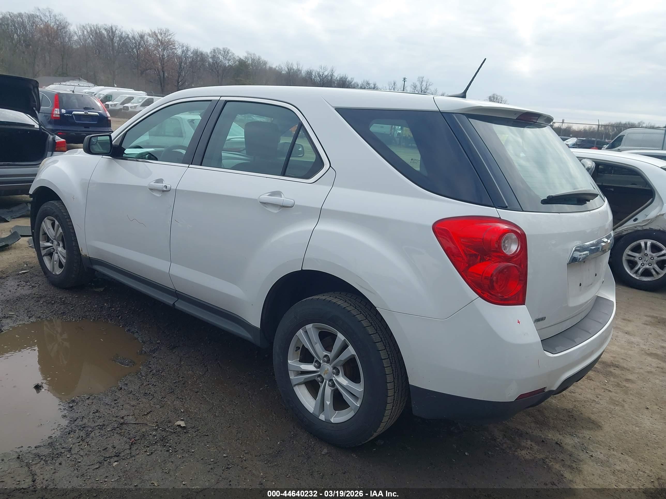2013 Chevrolet Equinox Ls White vin: 2GNFLCEK9D6160024