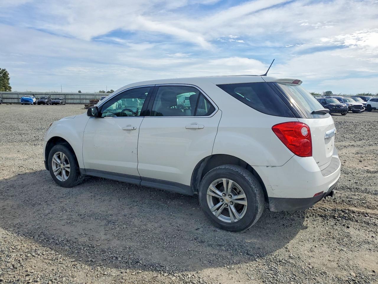 2013 Chevrolet Equinox Ls Белый vin: 2GNFLCEK9D6281202