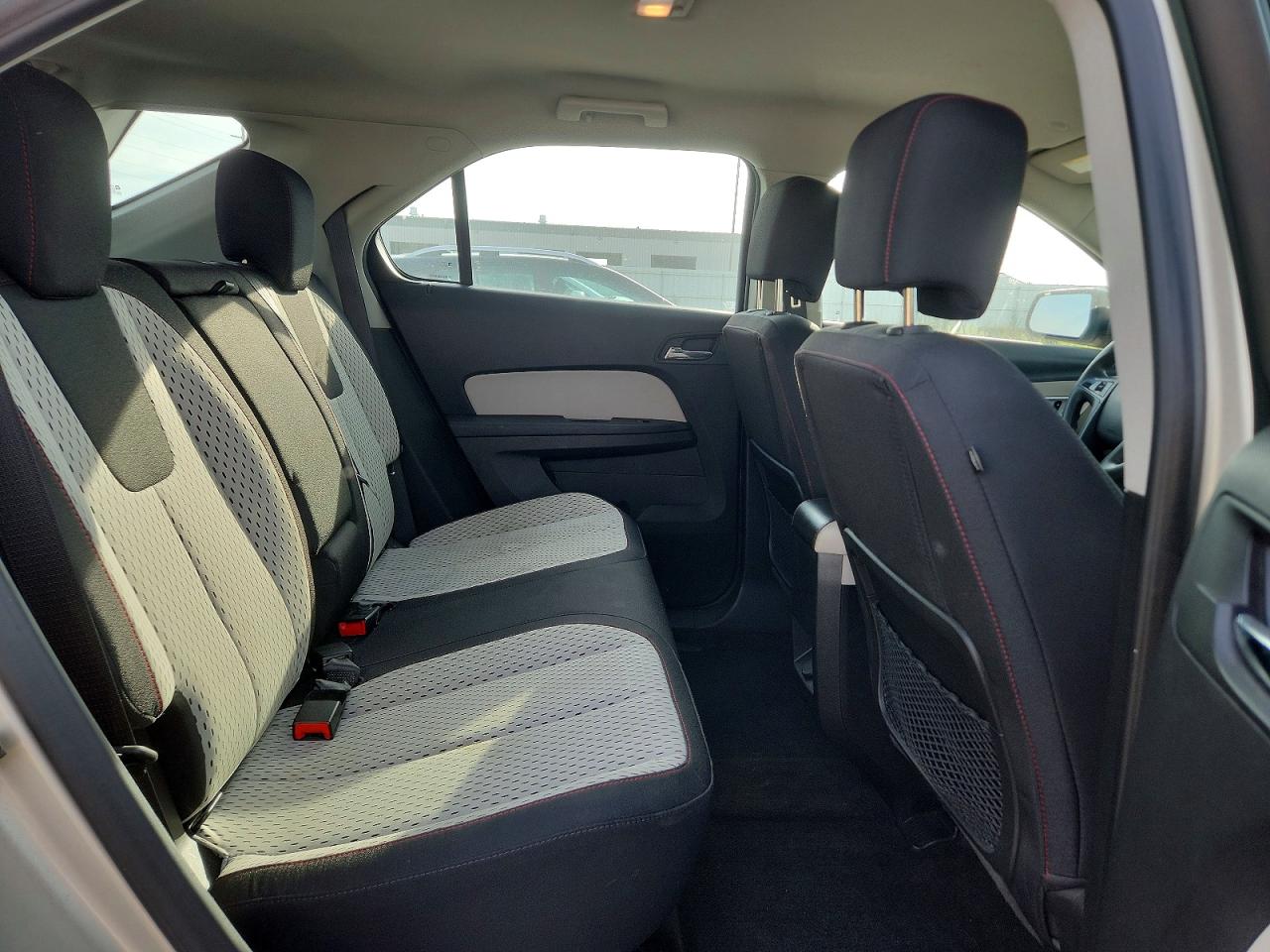 2015 Chevrolet Equinox Ls Beige vin: 2GNFLEEK0F6222991