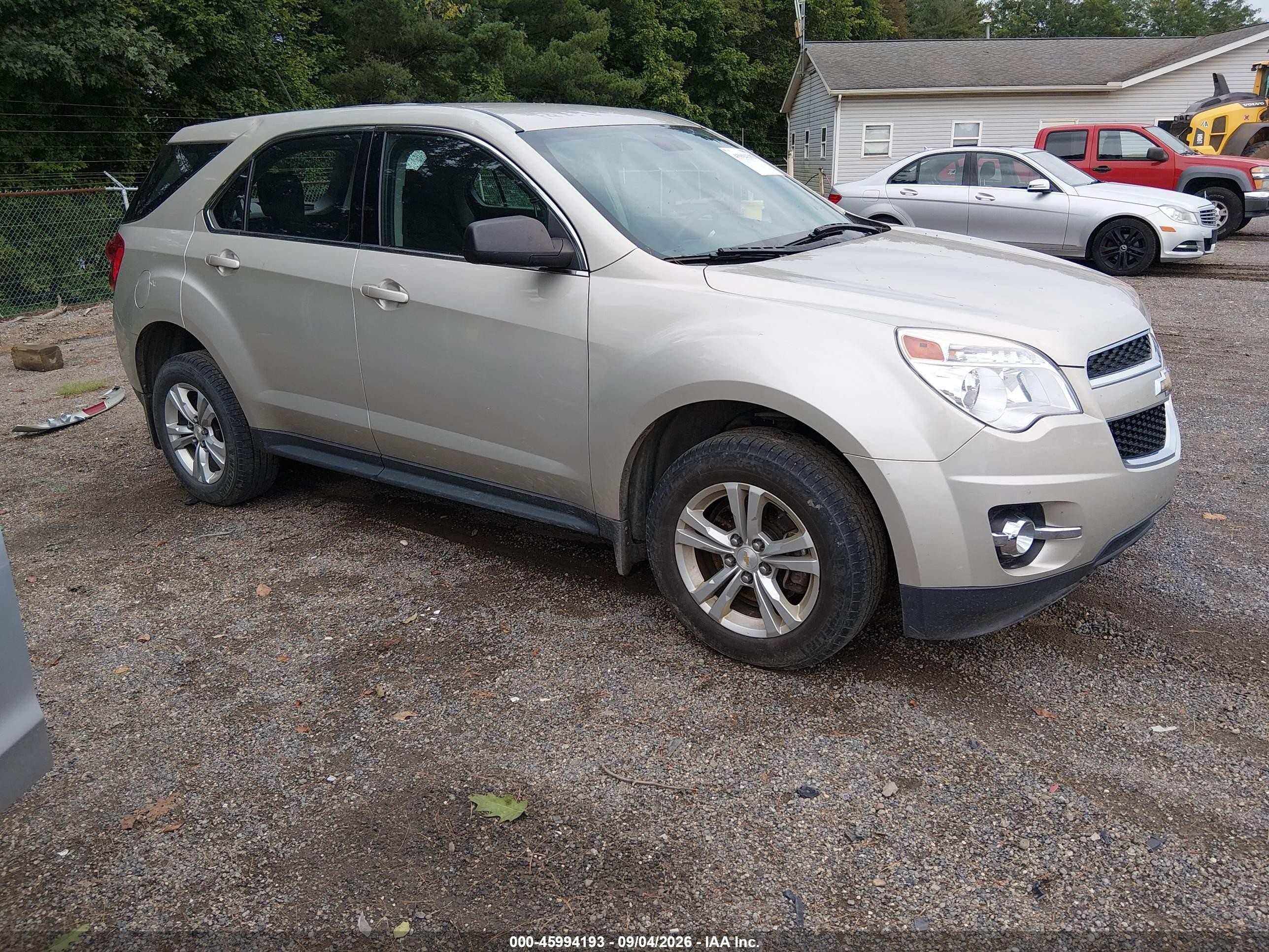 2015 Chevrolet Equinox Ls Кремовый vin: 2GNFLEEK0F6227477