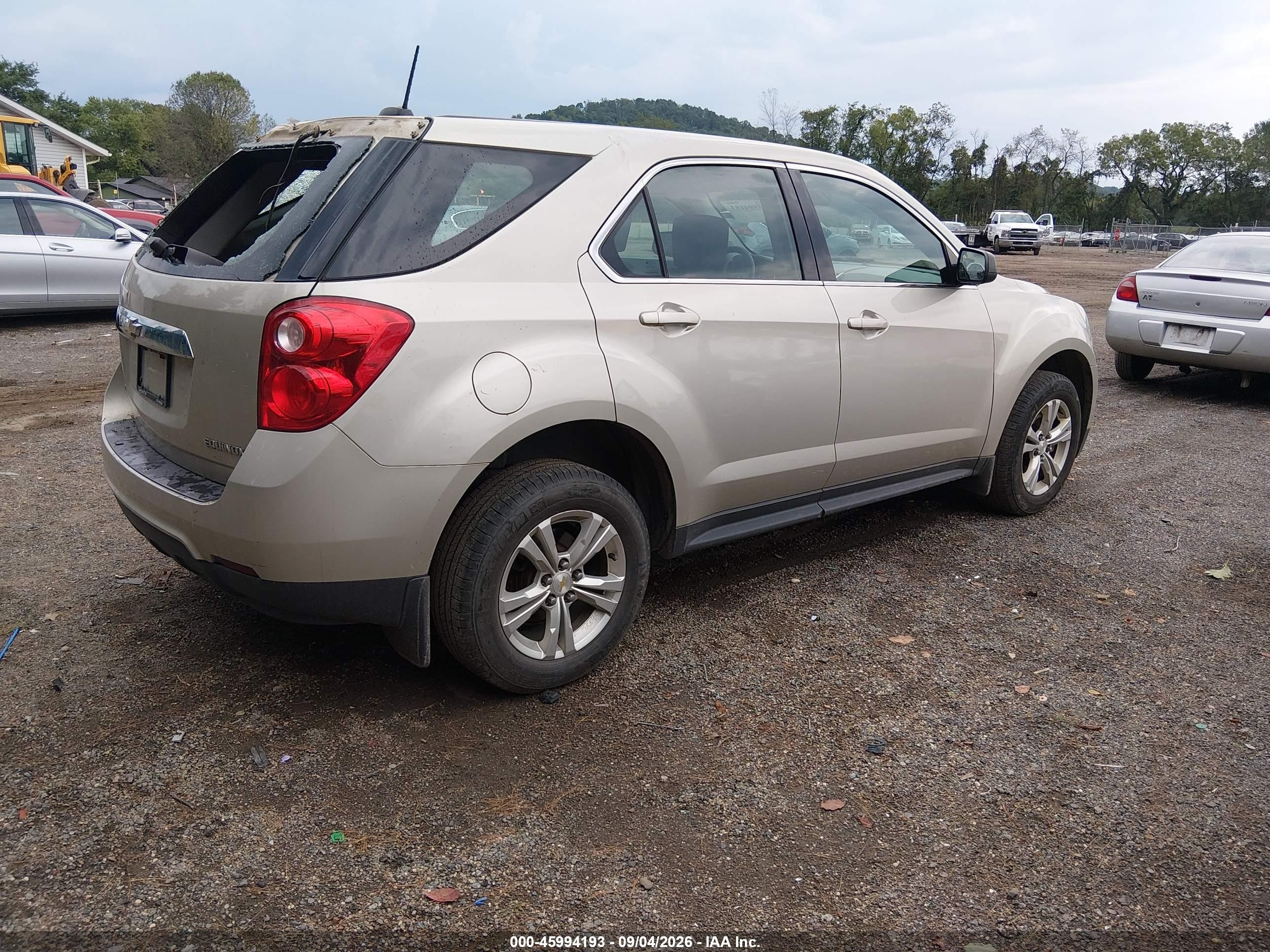 2015 Chevrolet Equinox Ls Cream vin: 2GNFLEEK0F6227477