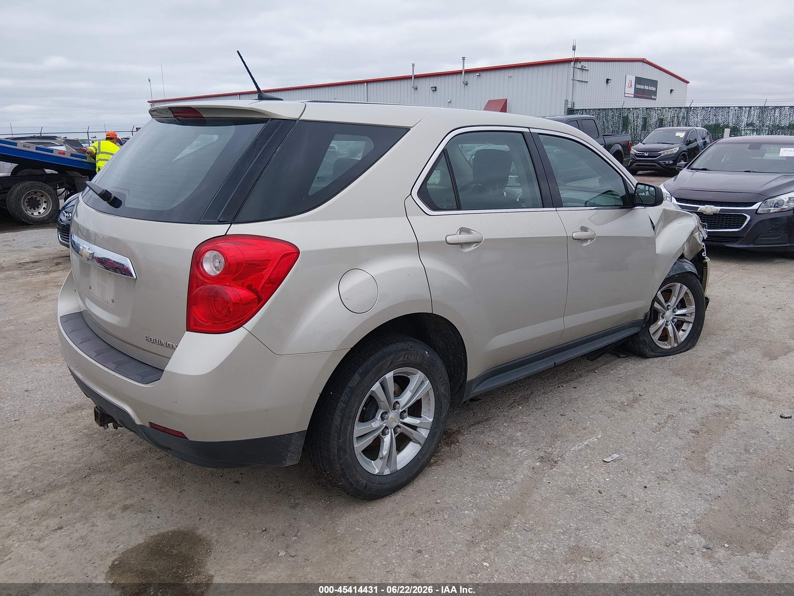 2014 Chevrolet Equinox Ls Золотой vin: 2GNFLEEK1E6149516