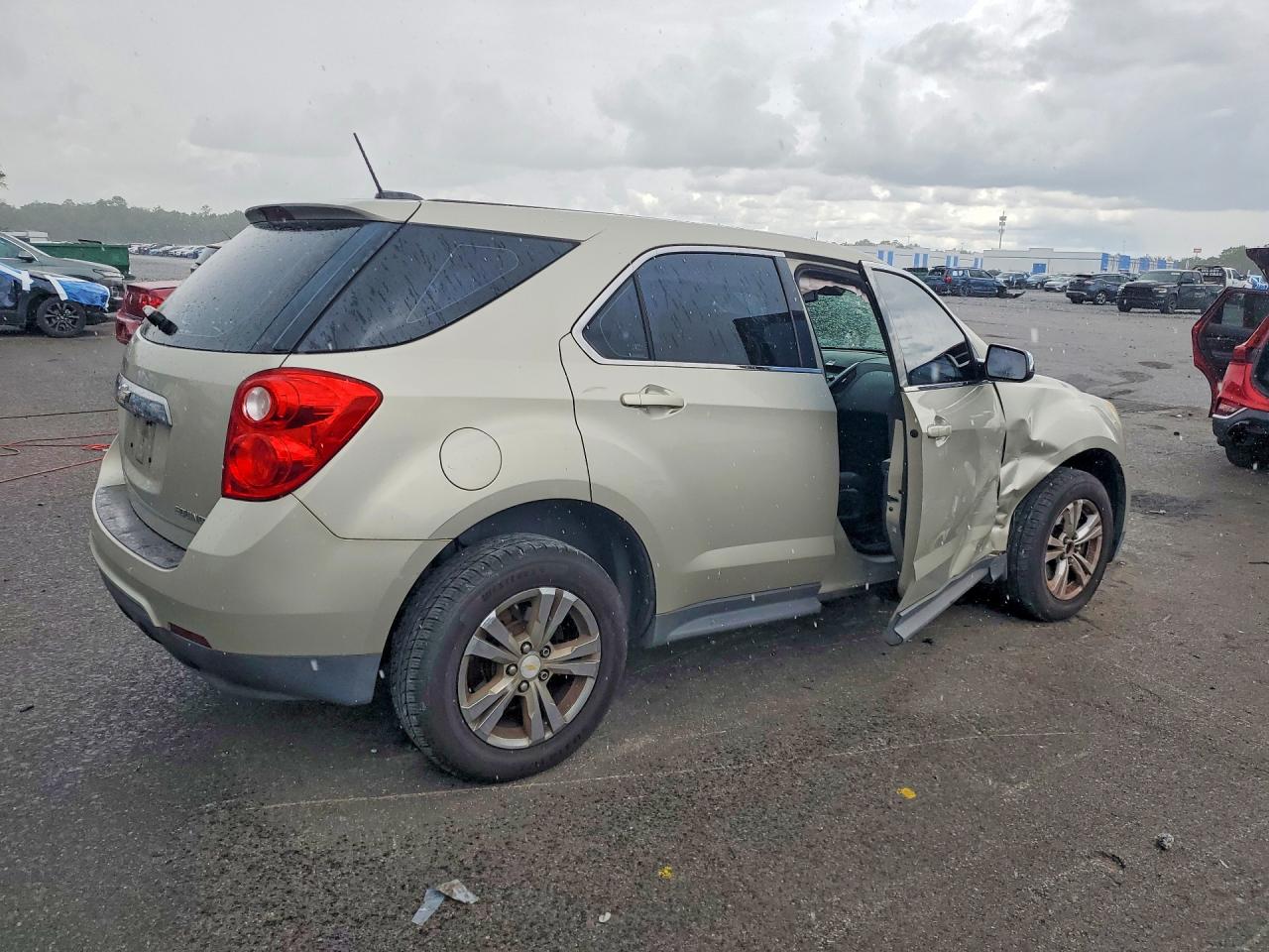 2015 Chevrolet Equinox Ls Tan vin: 2GNFLEEK1F6159321