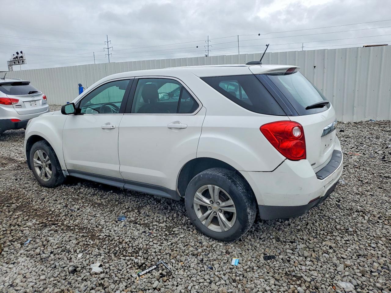 2015 Chevrolet Equinox Ls Белый vin: 2GNFLEEK1F6200112