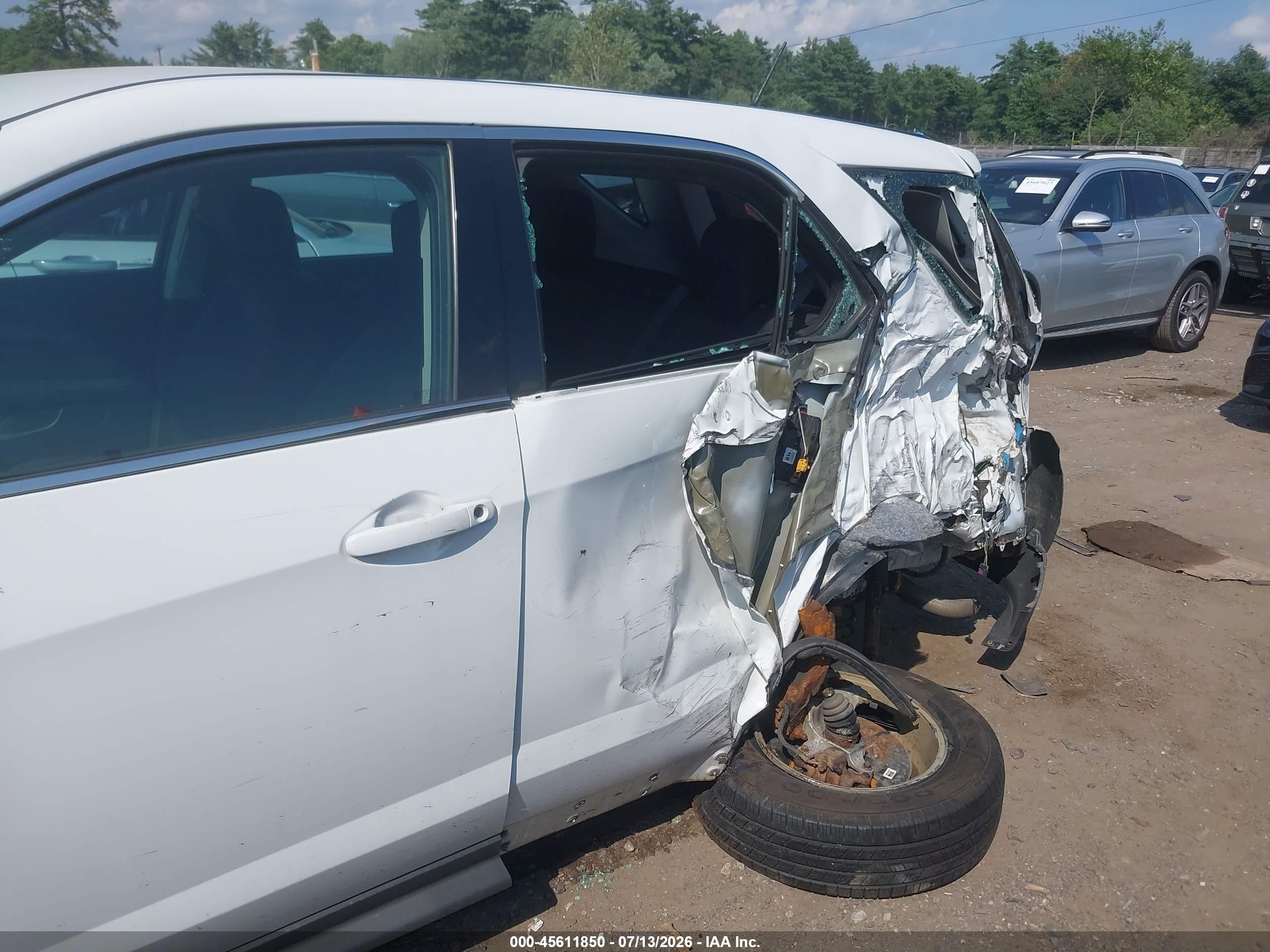 2014 Chevrolet Equinox Ls Белый vin: 2GNFLEEK2E6167250