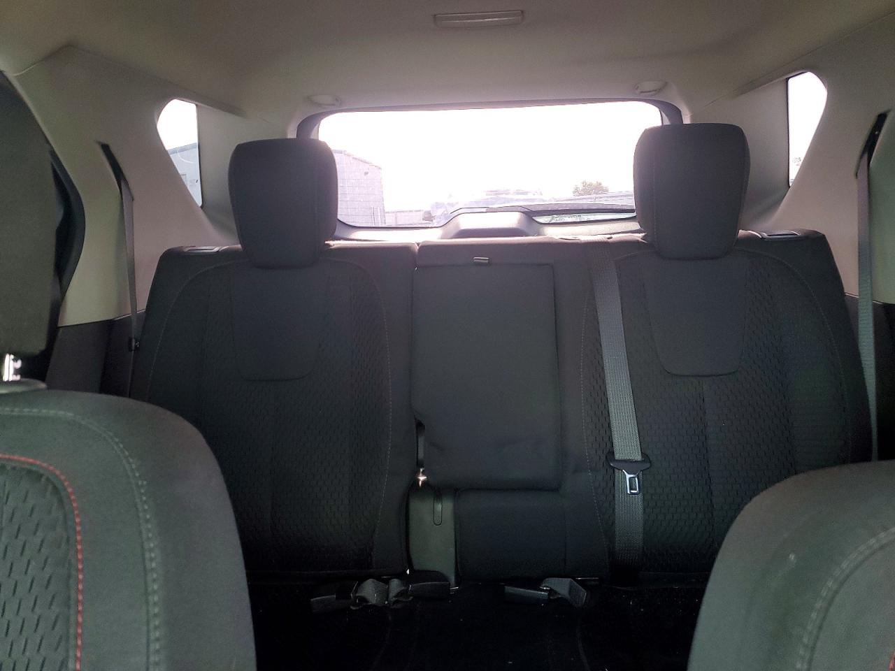 2015 Chevrolet Equinox Ls Серебряный vin: 2GNFLEEK2F6293139
