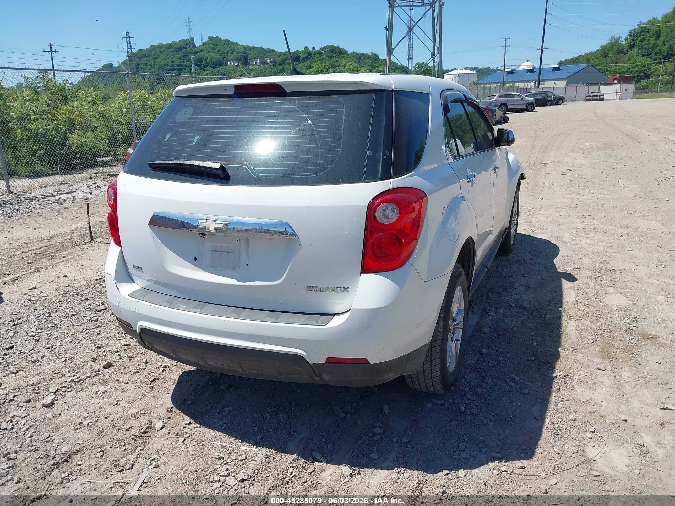 2014 Chevrolet Equinox Ls White vin: 2GNFLEEK3E6186955
