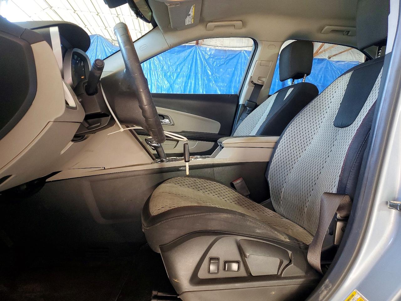 2015 Chevrolet Equinox Ls Серебряный vin: 2GNFLEEK3F6241678