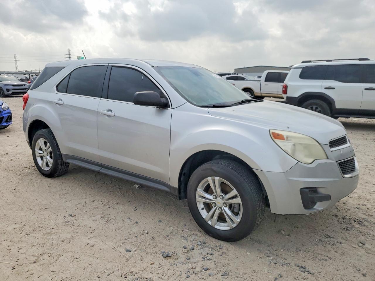 2015 Chevrolet Equinox Ls Silver vin: 2GNFLEEK3F6308179