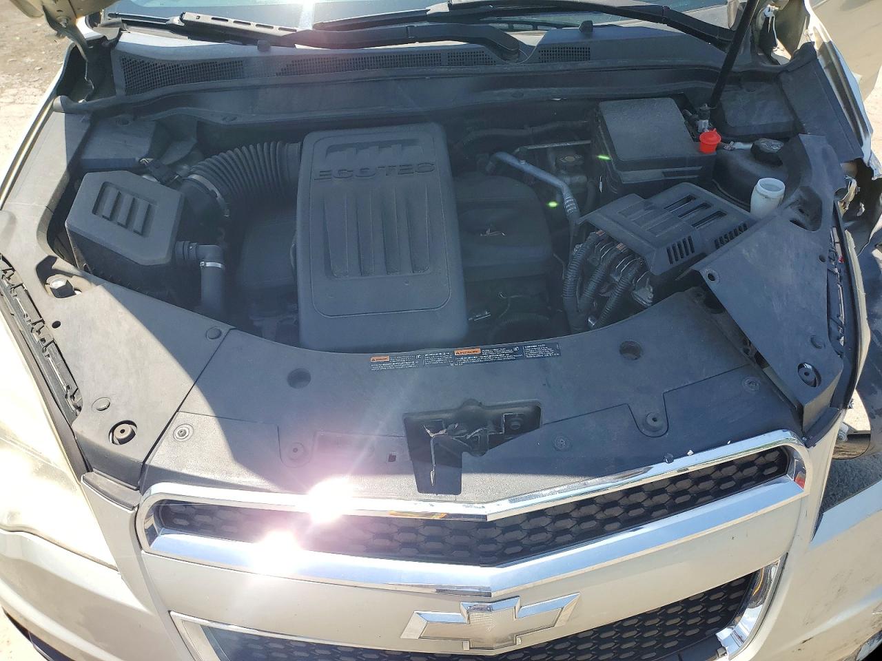 2015 Chevrolet Equinox Ls Серебряный vin: 2GNFLEEK3F6438236