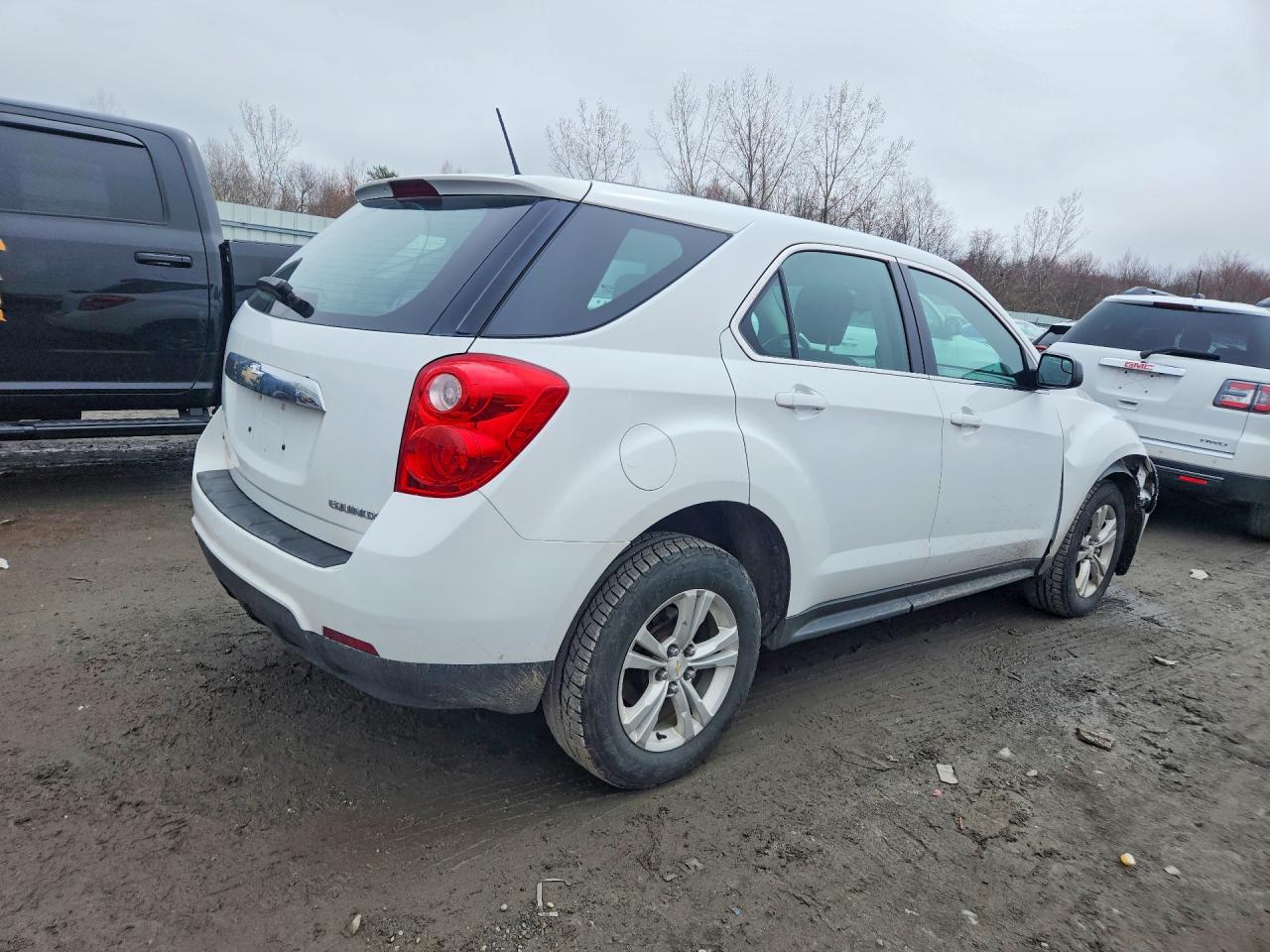 2014 Chevrolet Equinox Ls White vin: 2GNFLEEK4E6312496