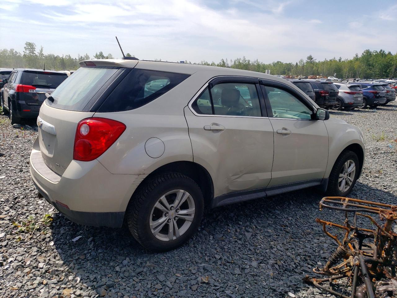 2015 Chevrolet Equinox Ls Tan vin: 2GNFLEEK4F6177876