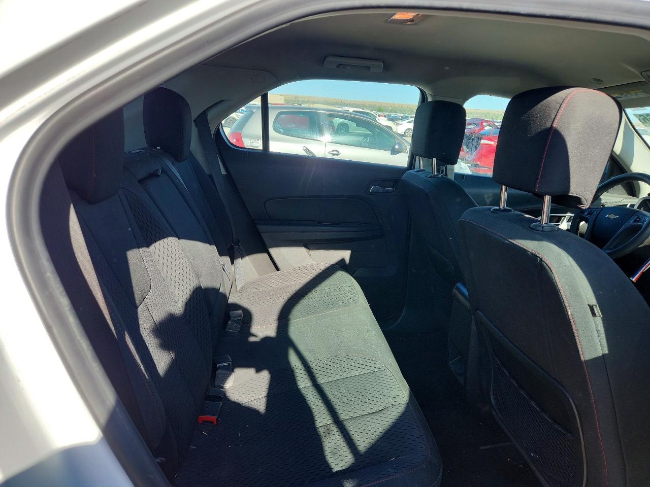 2015 Chevrolet Equinox Ls Белый vin: 2GNFLEEK4F6288539