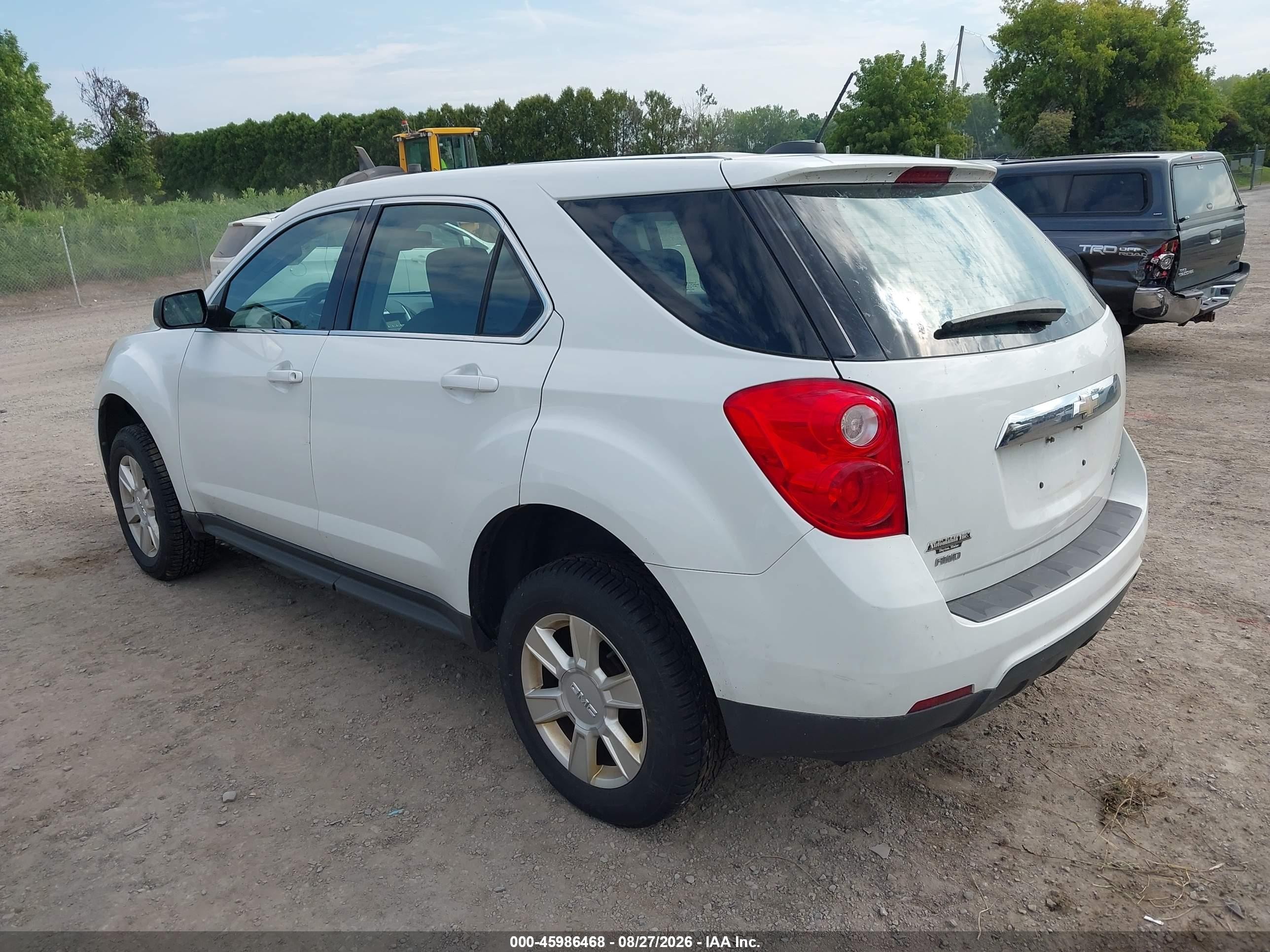 2015 Chevrolet Equinox Ls Белый vin: 2GNFLEEK4F6400336