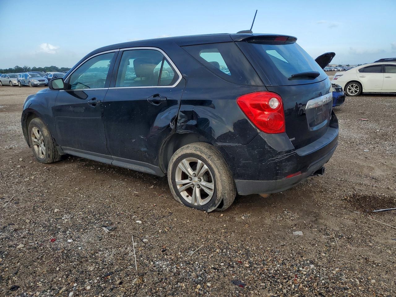 2015 Chevrolet Equinox Ls Черный vin: 2GNFLEEK5F6241942