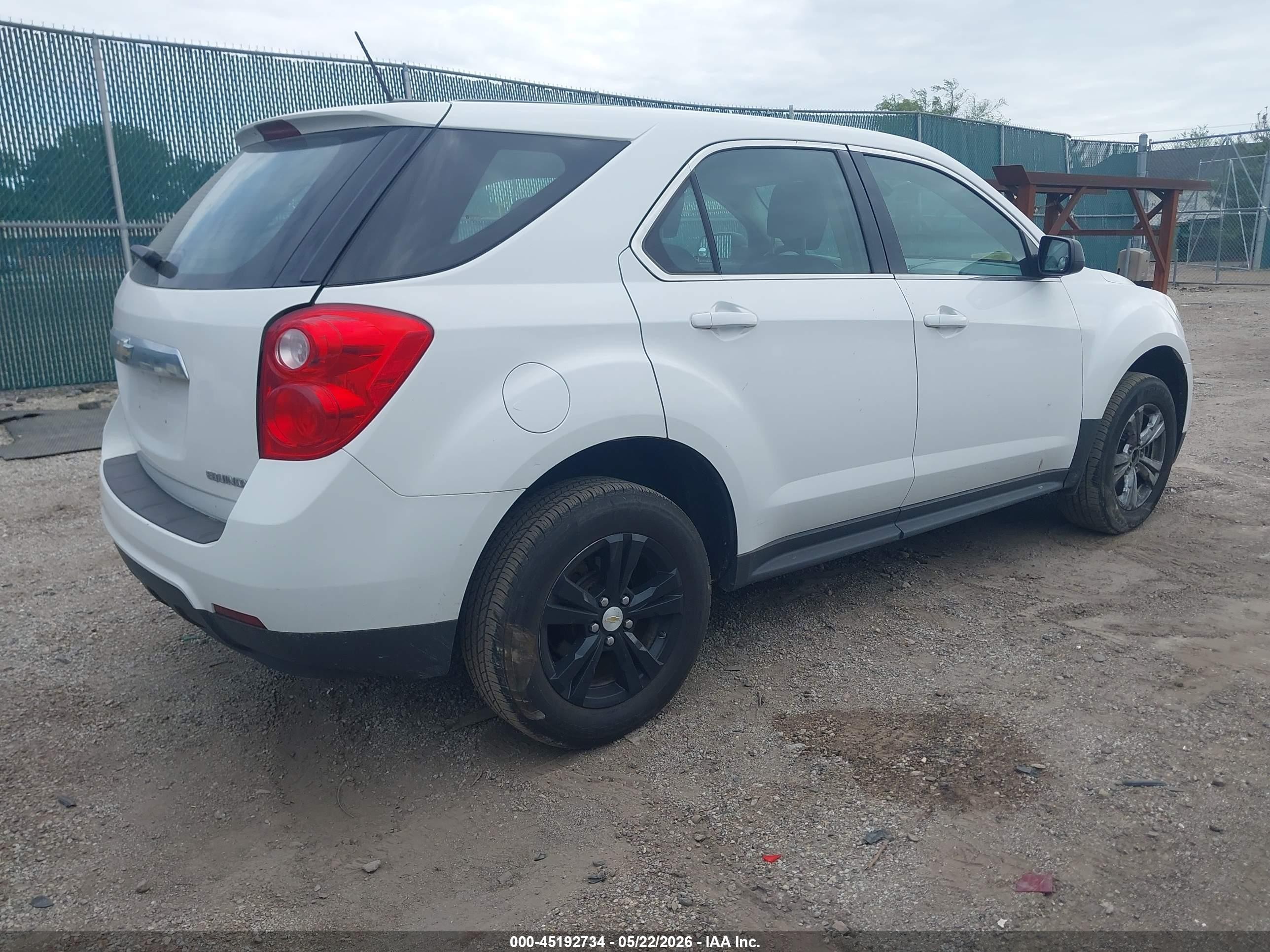 2015 Chevrolet Equinox Ls Белый vin: 2GNFLEEK6F6162425