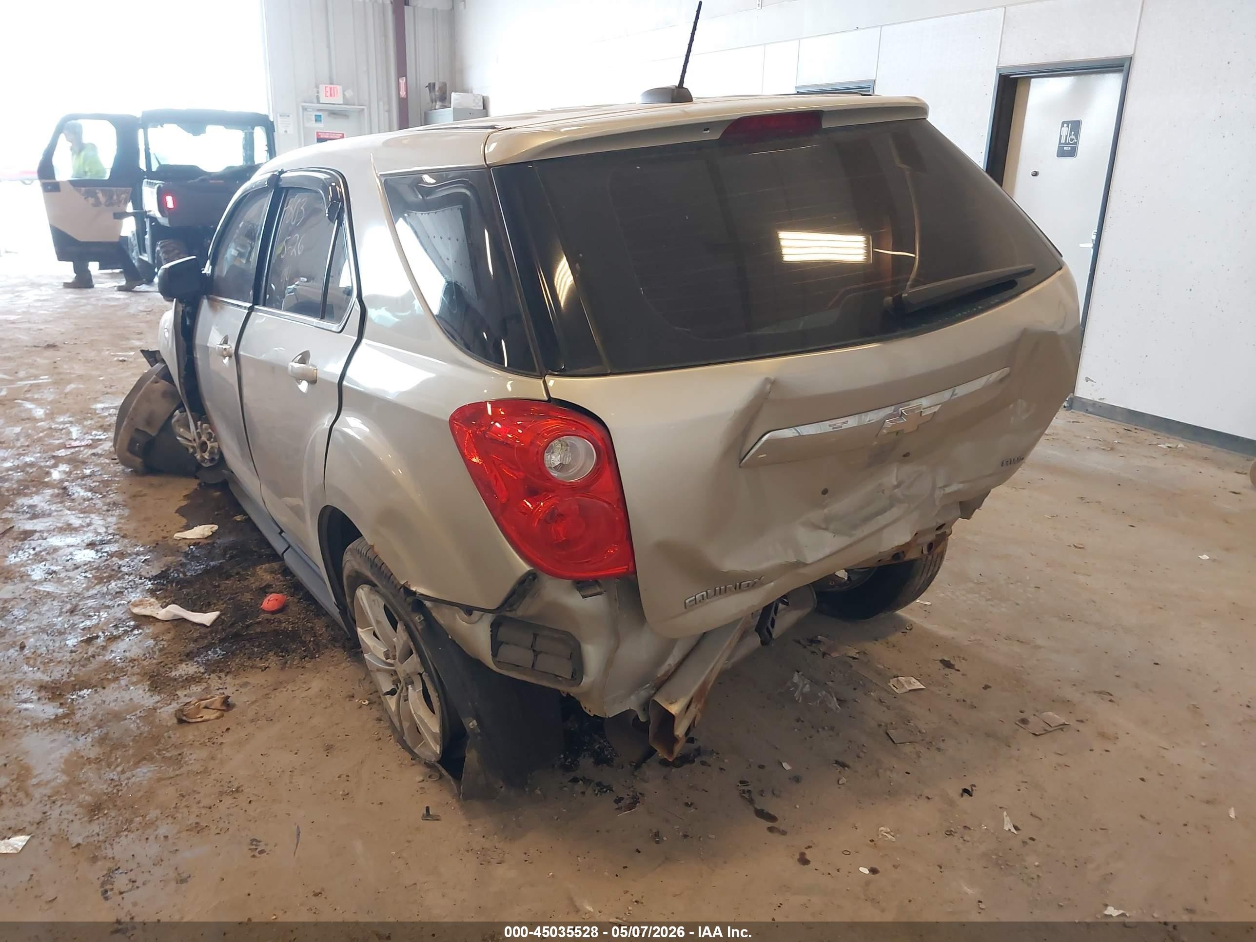 2015 Chevrolet Equinox Ls Gold vin: 2GNFLEEK8F6126820