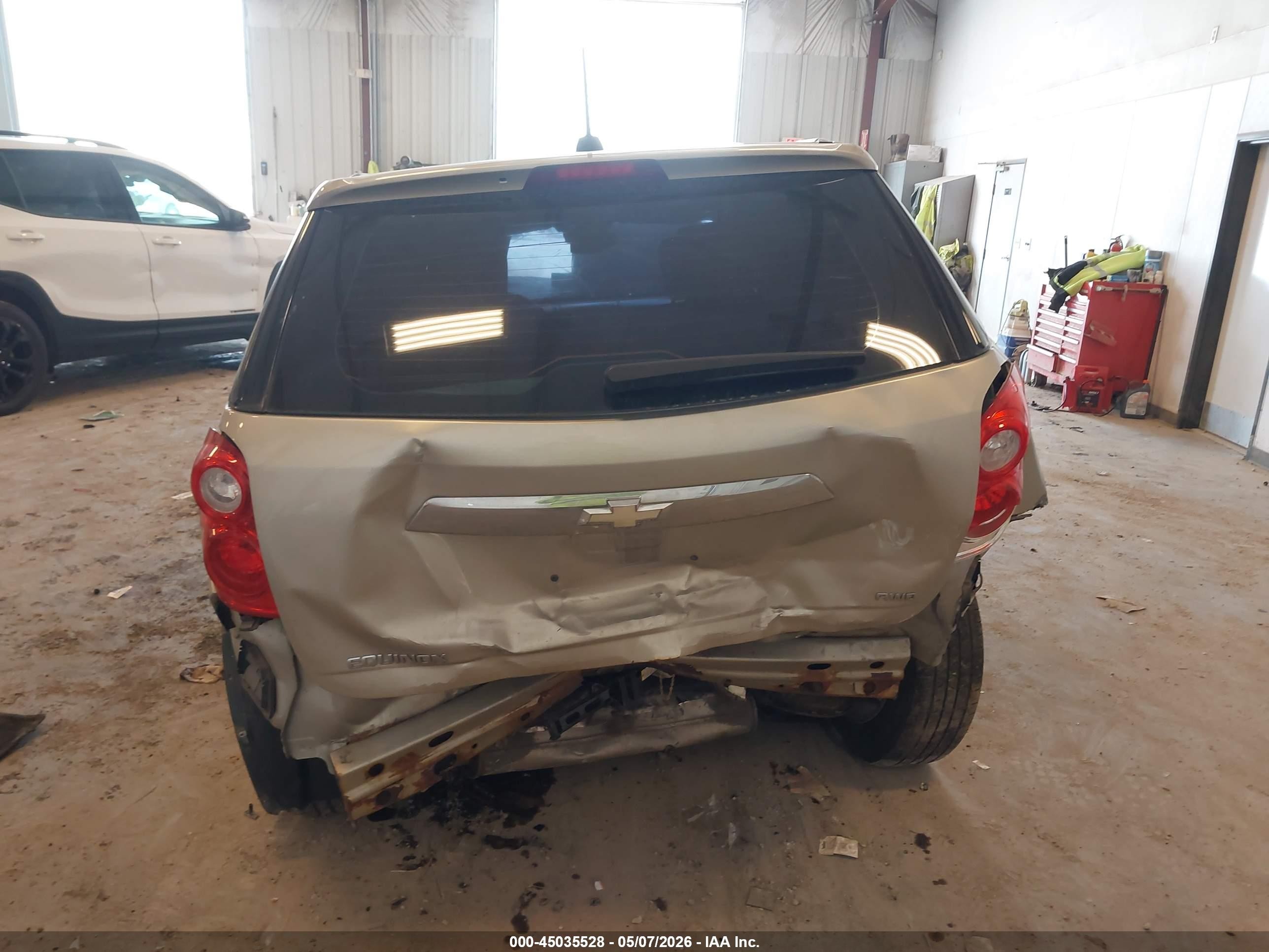 2015 Chevrolet Equinox Ls Gold vin: 2GNFLEEK8F6126820