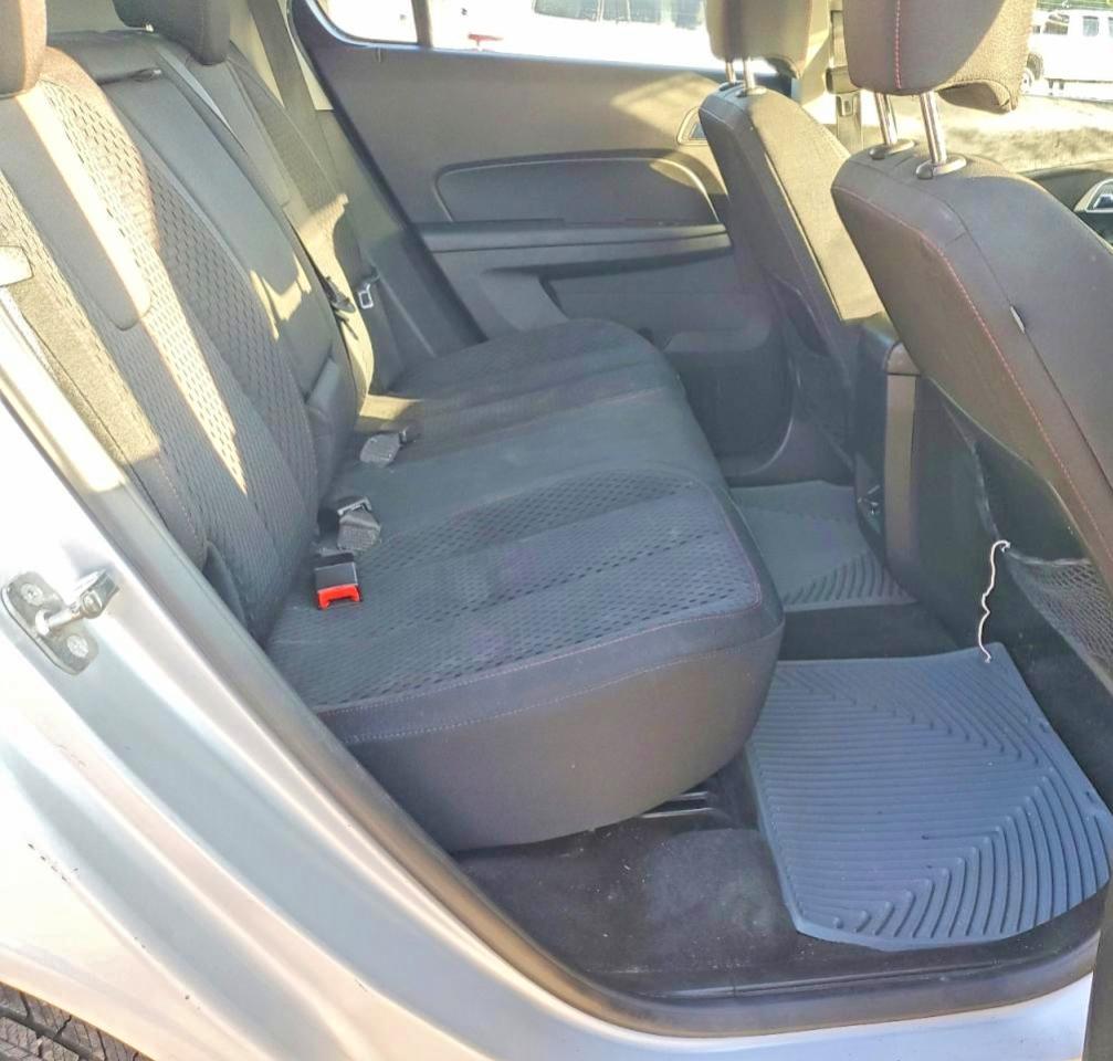 2015 Chevrolet Equinox Ls Silver vin: 2GNFLEEK8F6168565