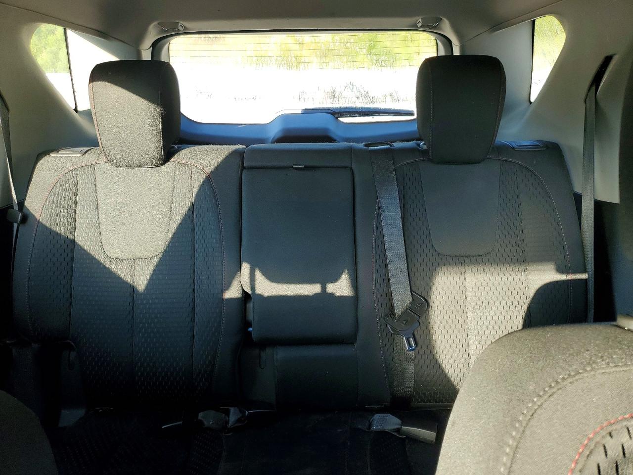2015 Chevrolet Equinox Ls Silver vin: 2GNFLEEK8F6168565