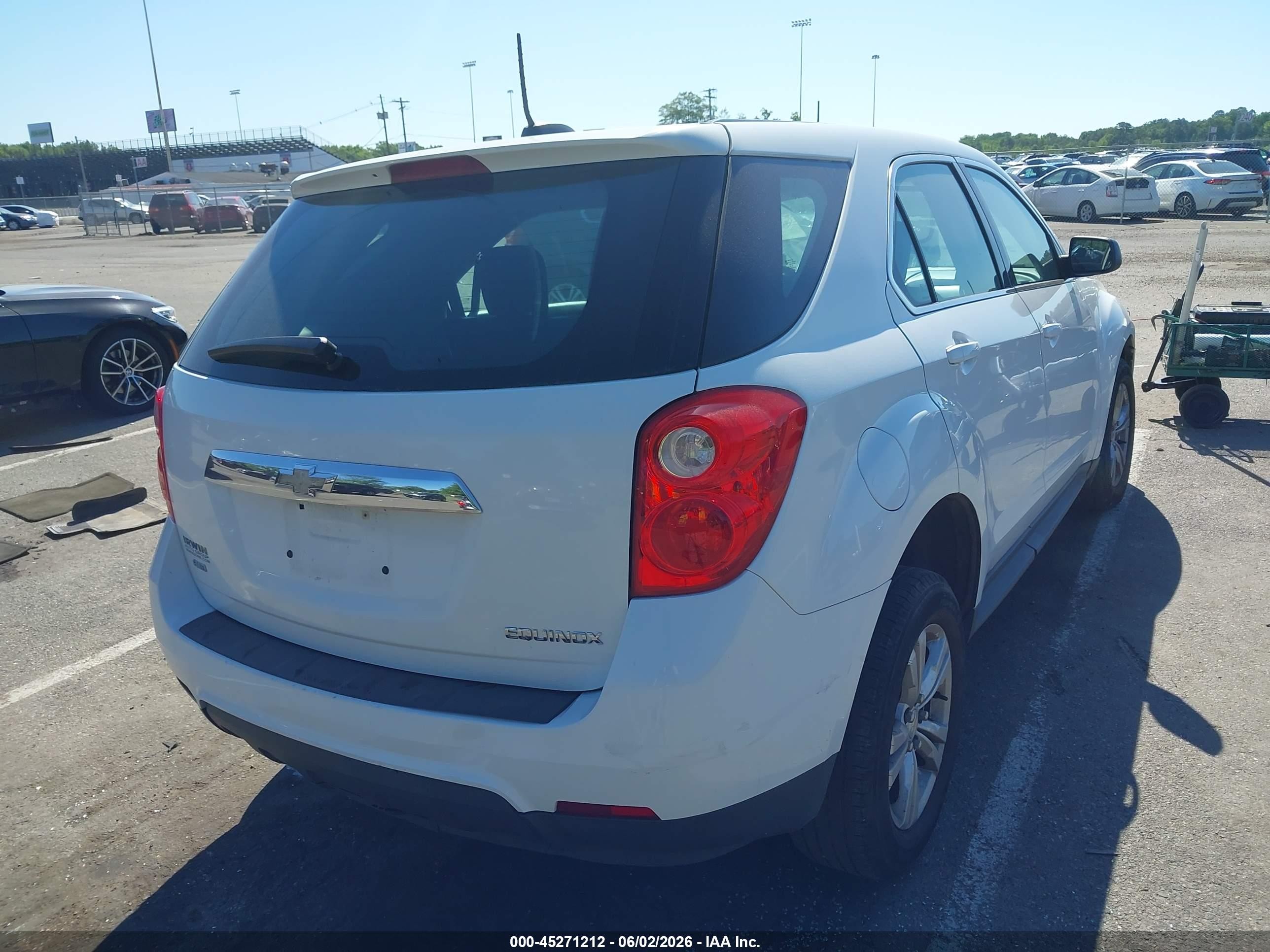 2015 Chevrolet Equinox Ls White vin: 2GNFLEEK8F6184801
