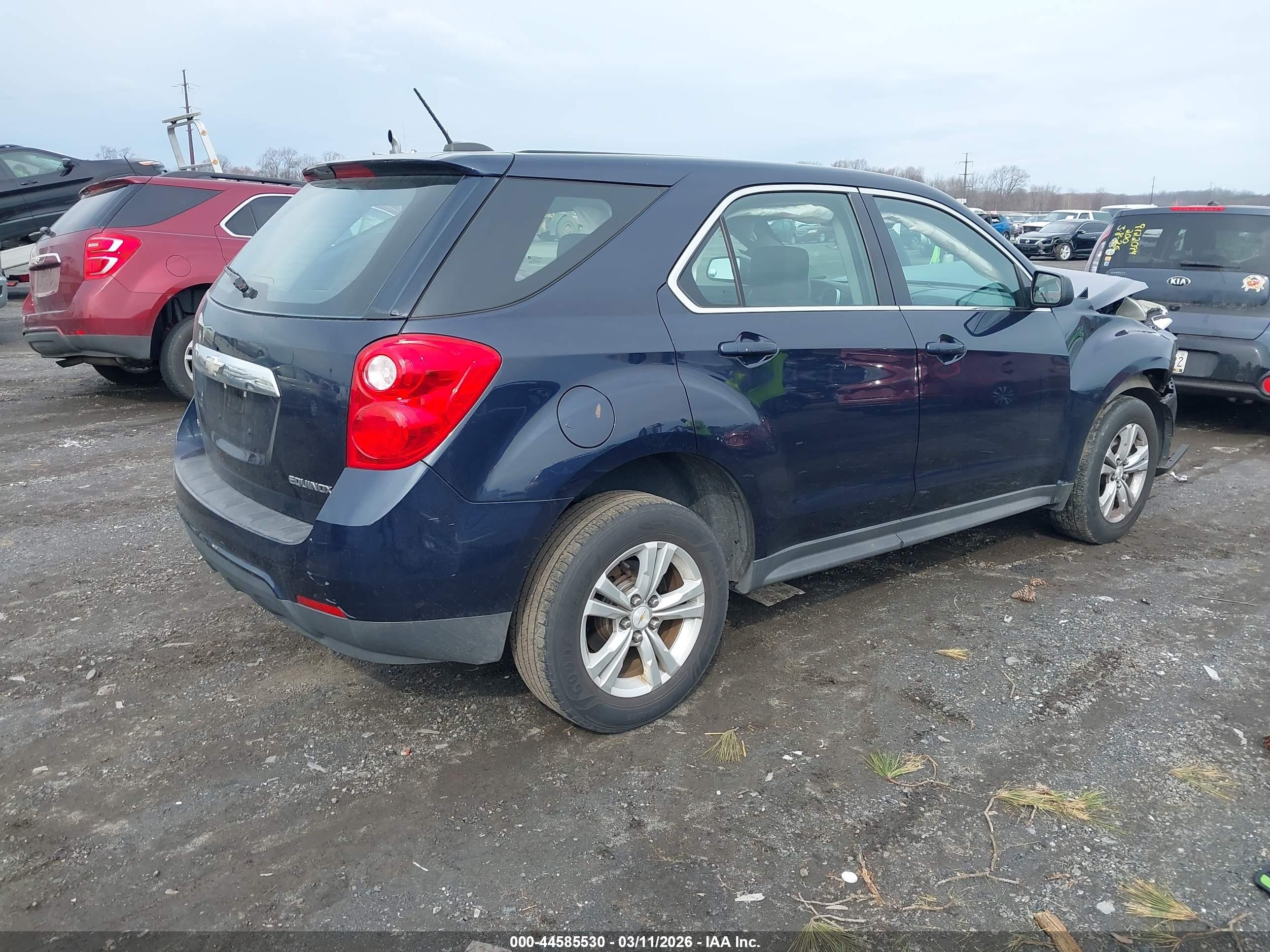 2015 Chevrolet Equinox Ls Blue vin: 2GNFLEEK8F6285904