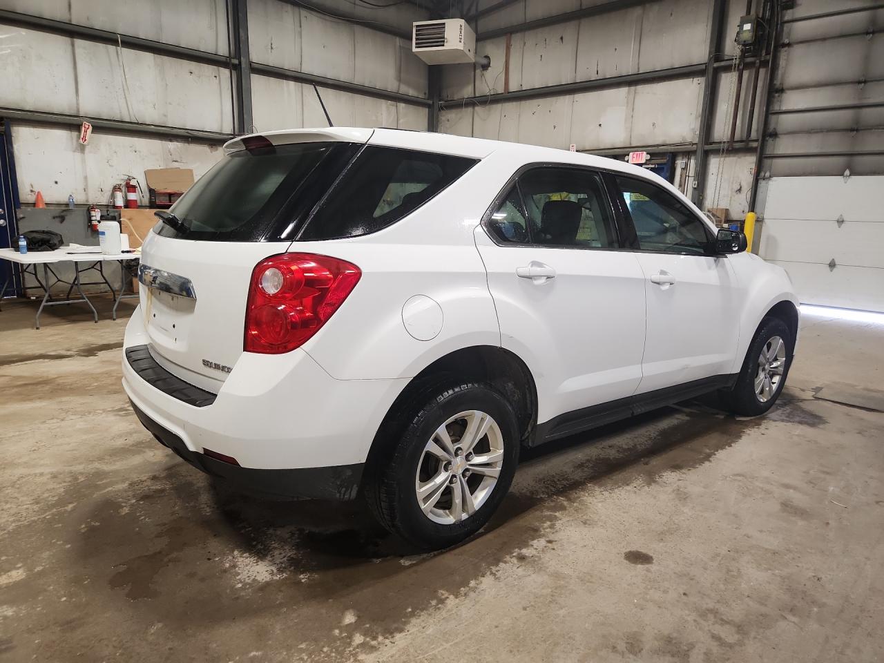2014 Chevrolet Equinox Ls White vin: 2GNFLEEK9E6337085 Damage: Right Rear Door, Multiple Dents/Paint Damage, 2