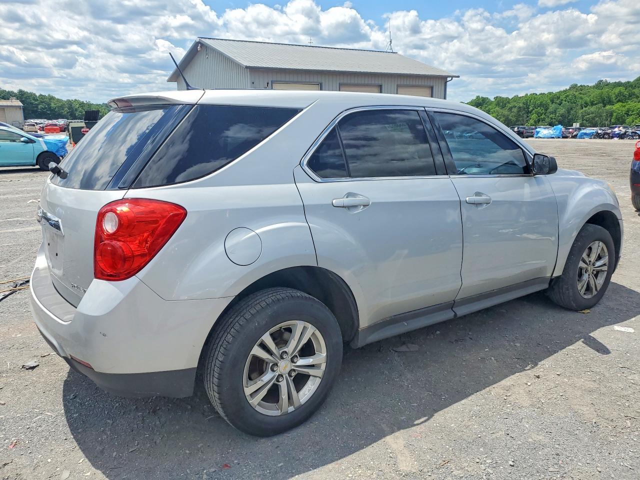 2014 Chevrolet Equinox Ls Silver vin: 2GNFLEEKXE6361704