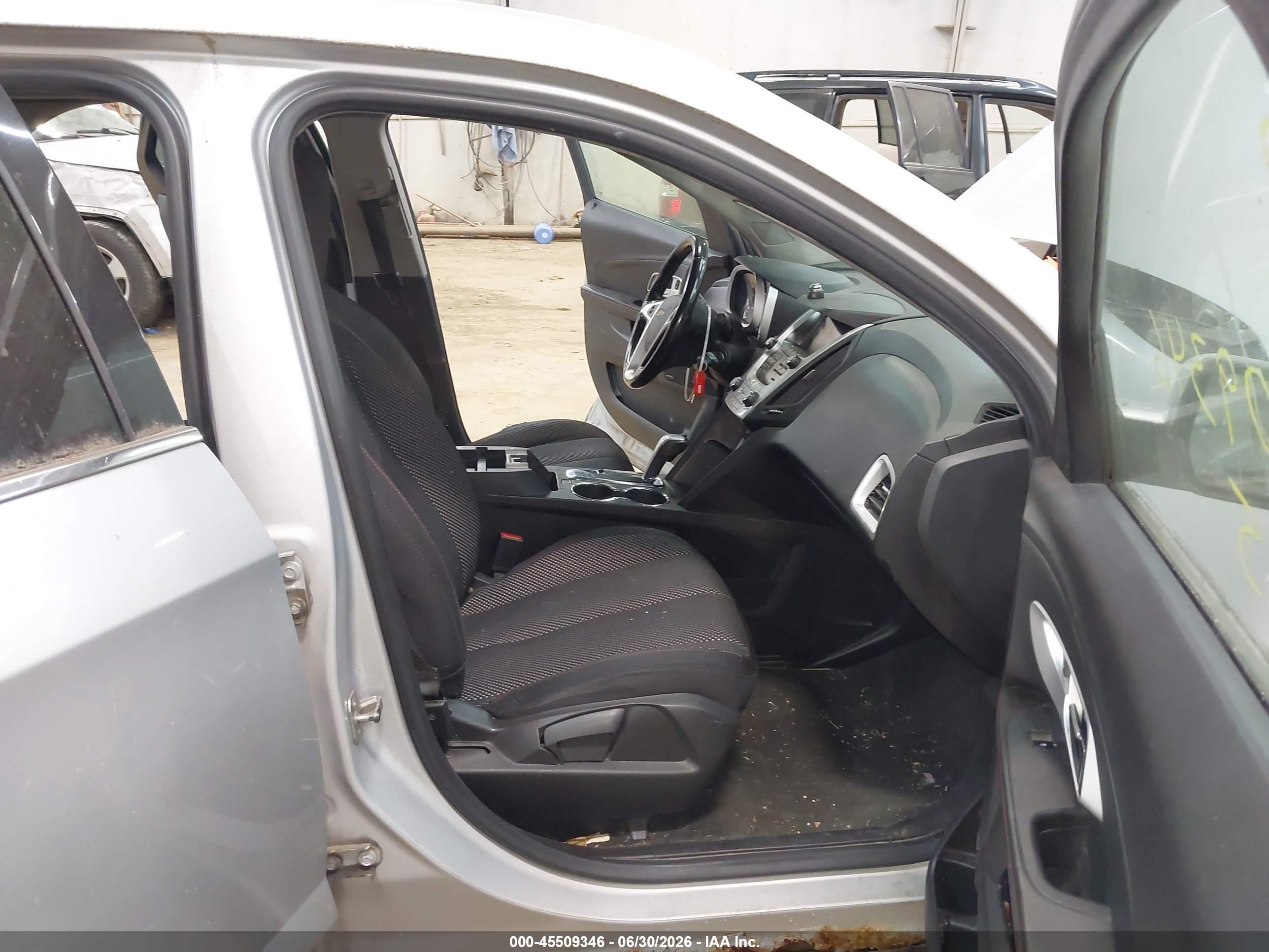 2015 Chevrolet Equinox Lt Серебряный vin: 2GNFLFE39F6133094