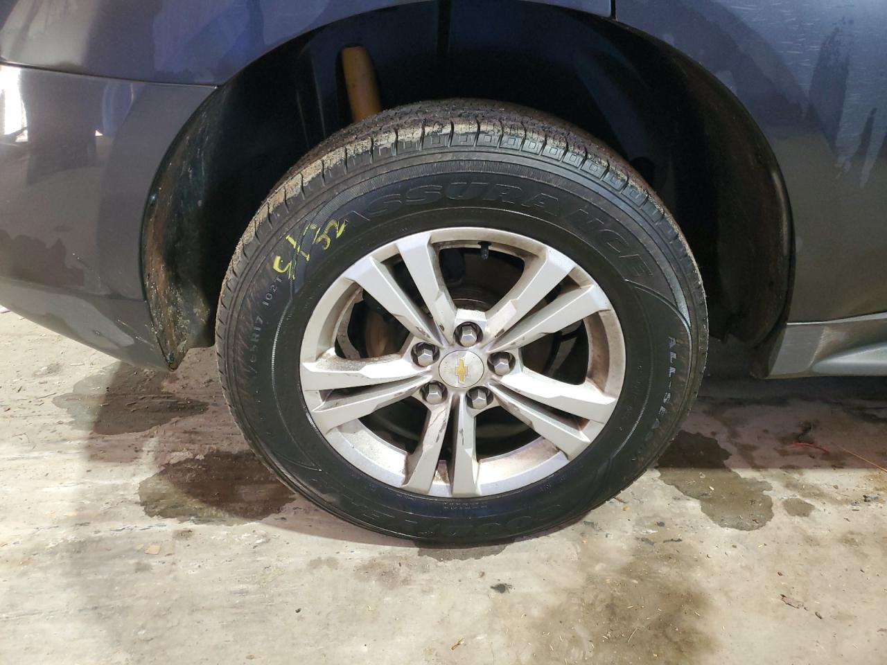2015 Chevrolet Equinox Lt Серый vin: 2GNFLFEK2F6344869 Damage: Right Rear Wheel, Curb Rash, > 12 Inches