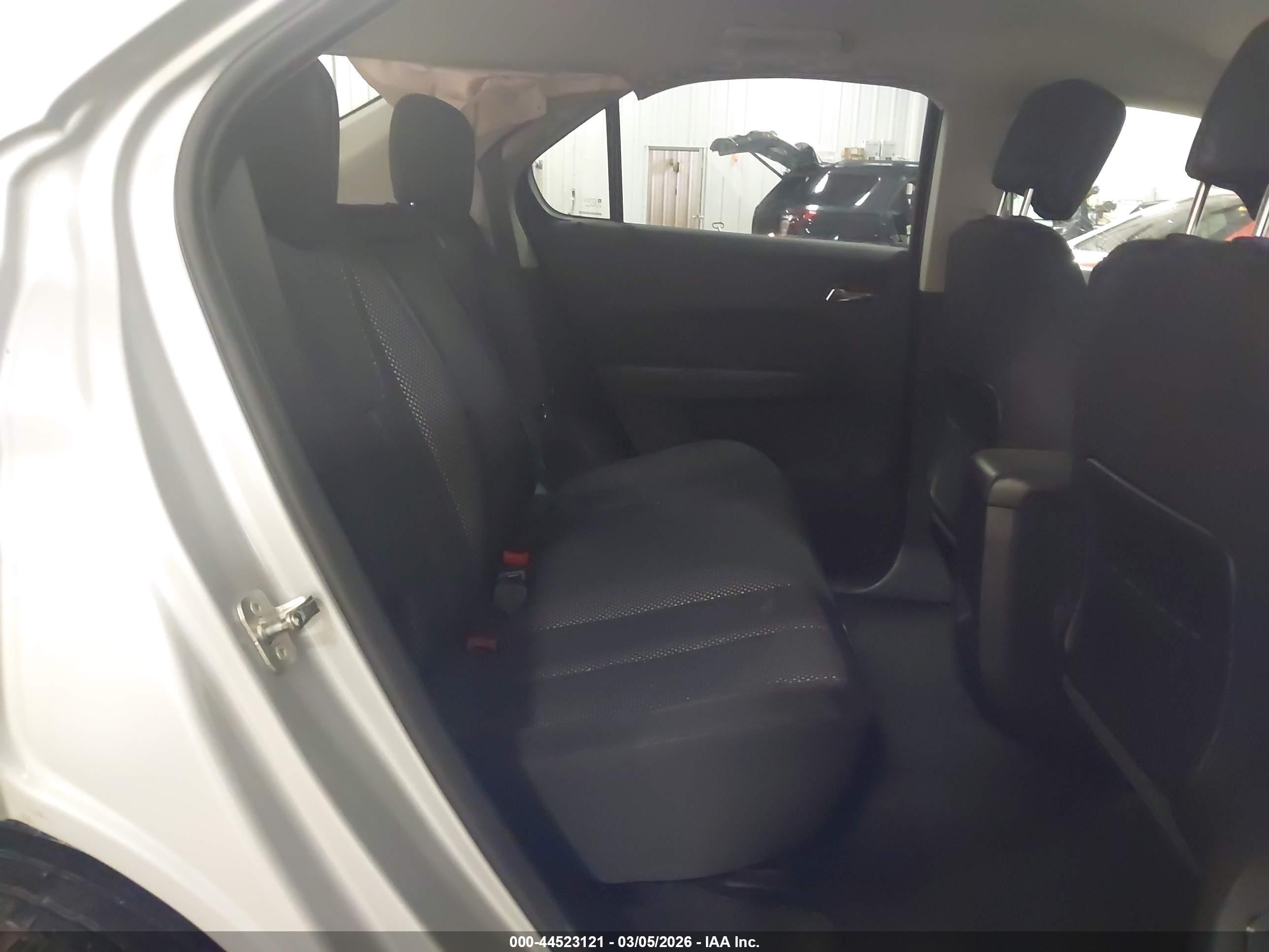 2014 Chevrolet Equinox 1lt Silver vin: 2GNFLFEK5E6128898