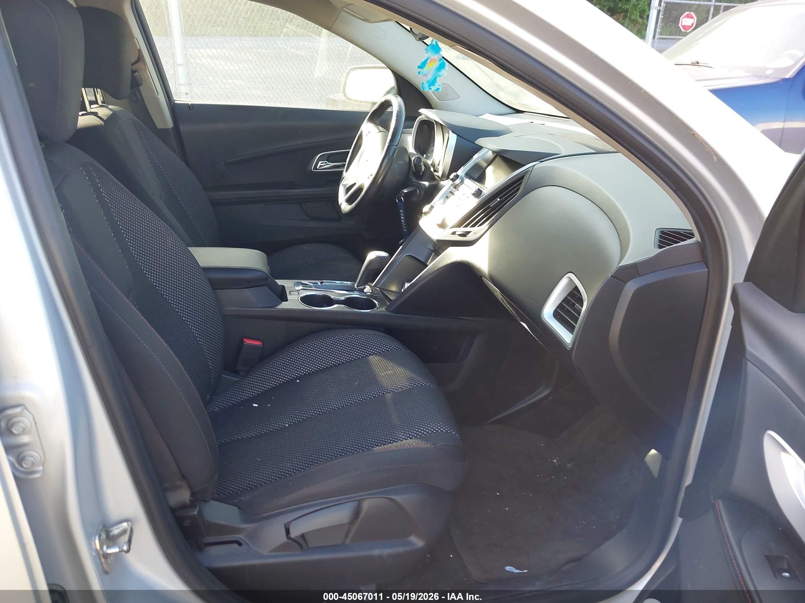 2015 Chevrolet Equinox 1lt Silver vin: 2GNFLFEK8F6112700