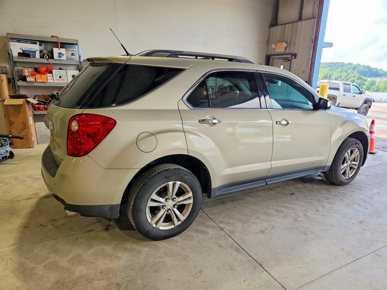 2012 Chevrolet Equinox Ltz Cream vin: 2GNFLGE56C6227470