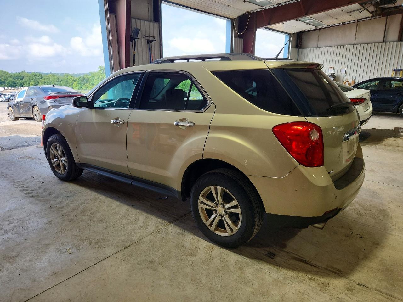 2012 Chevrolet Equinox Ltz Cream vin: 2GNFLGE56C6227470