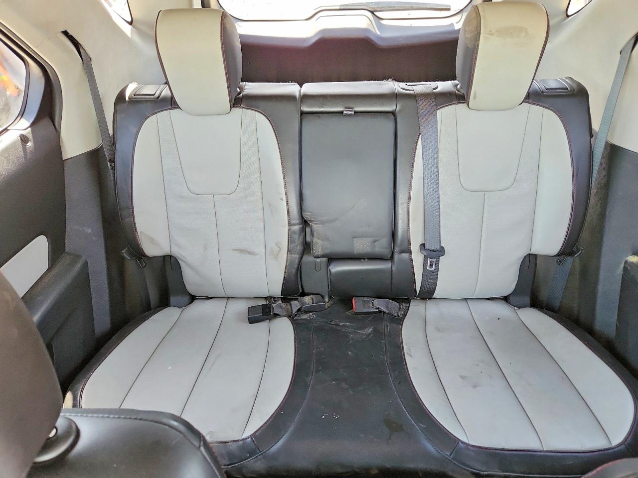 2015 Chevrolet Equinox Silver vin: 2GNFLHE33F6398461