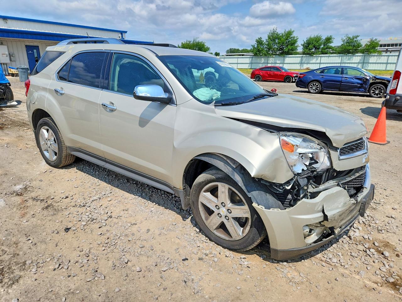 2015 Chevrolet Equinox Gold vin: 2GNFLHEK8F6200139