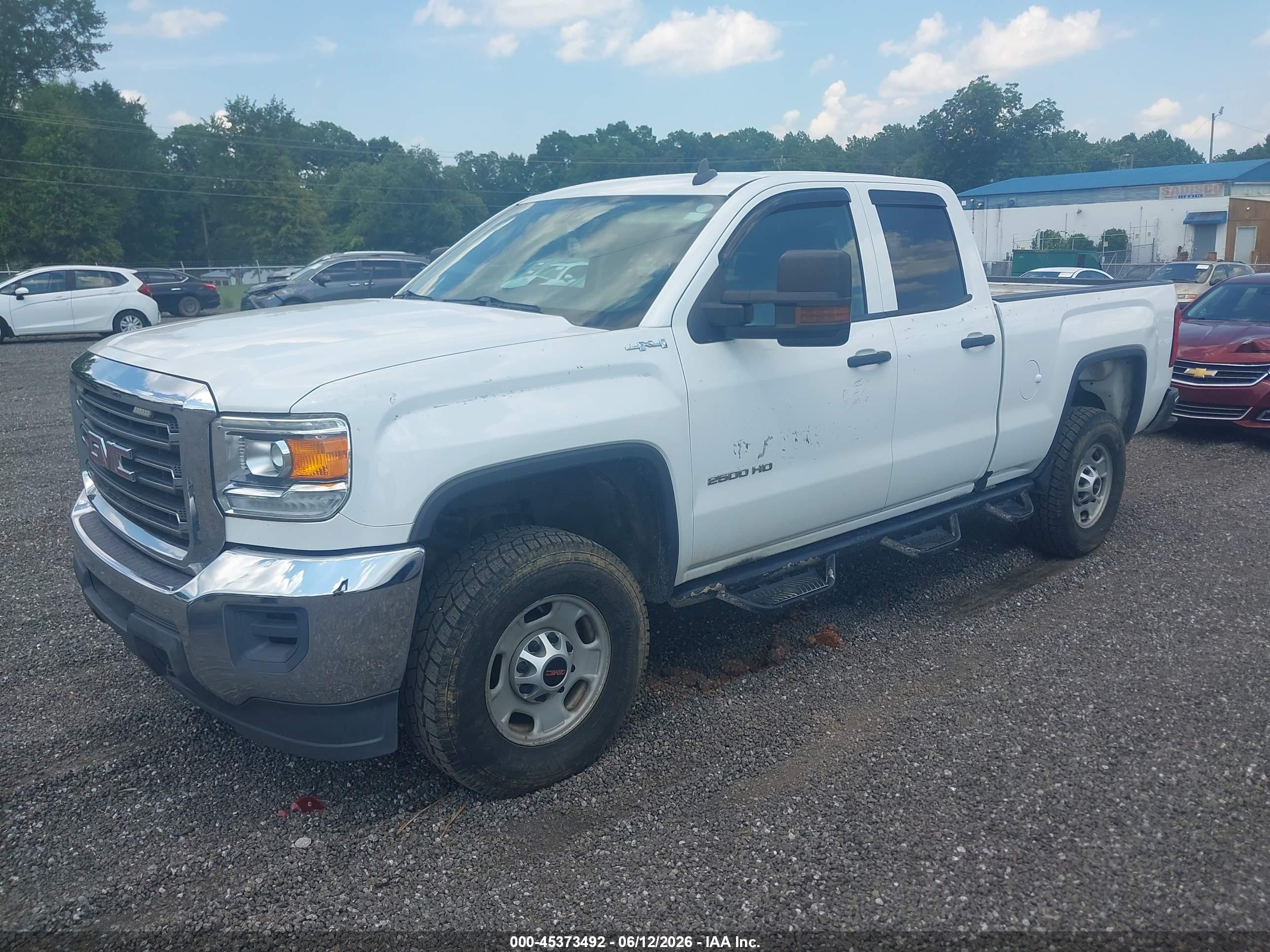2019 Gmc Sierra 2500hd   White vin: 2GT22NEG5K1153910