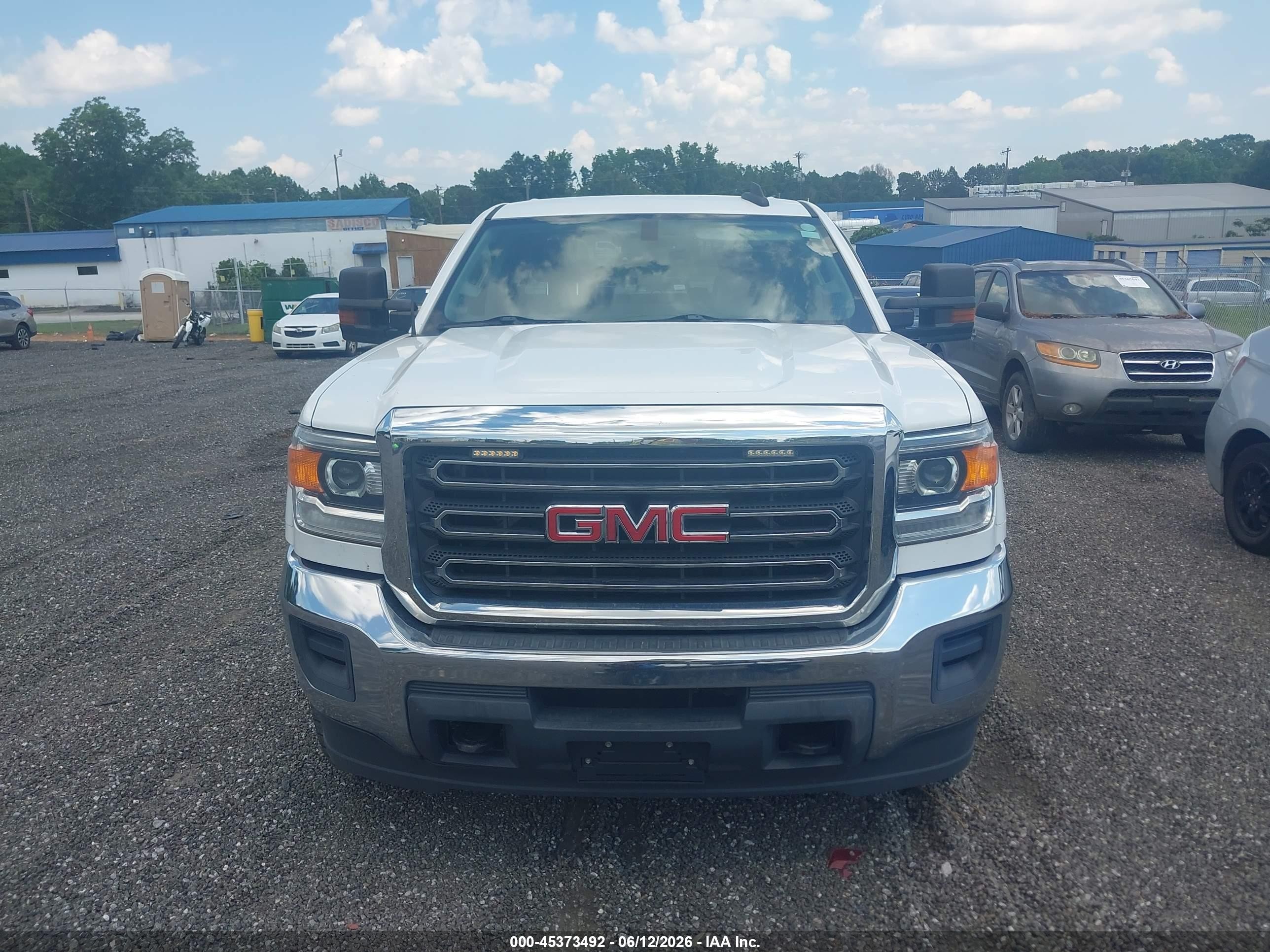 2019 Gmc Sierra 2500hd   White vin: 2GT22NEG5K1153910