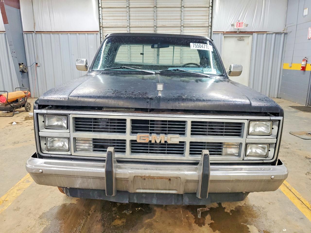 1983 Gmc C1500 Two Tone vin: 2GTDC14H6D1521846