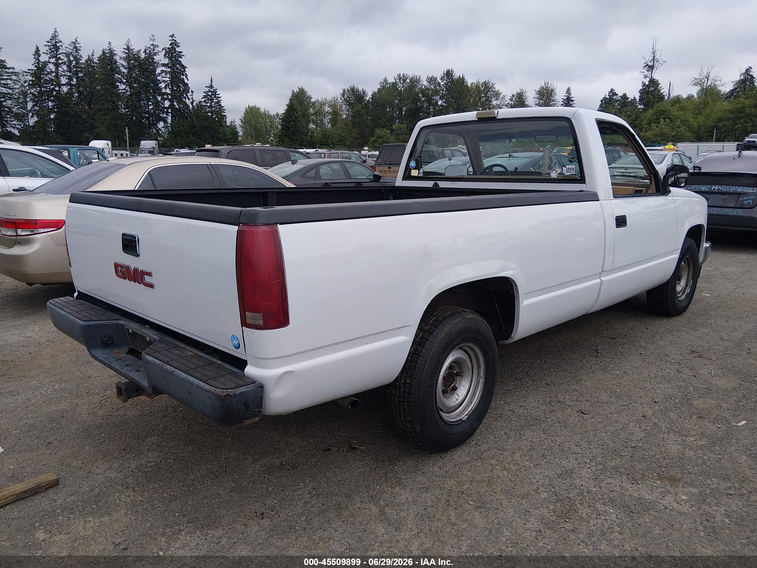 1988 Gmc Gmt-400 C1500 White vin: 2GTDC14Z9J1534448