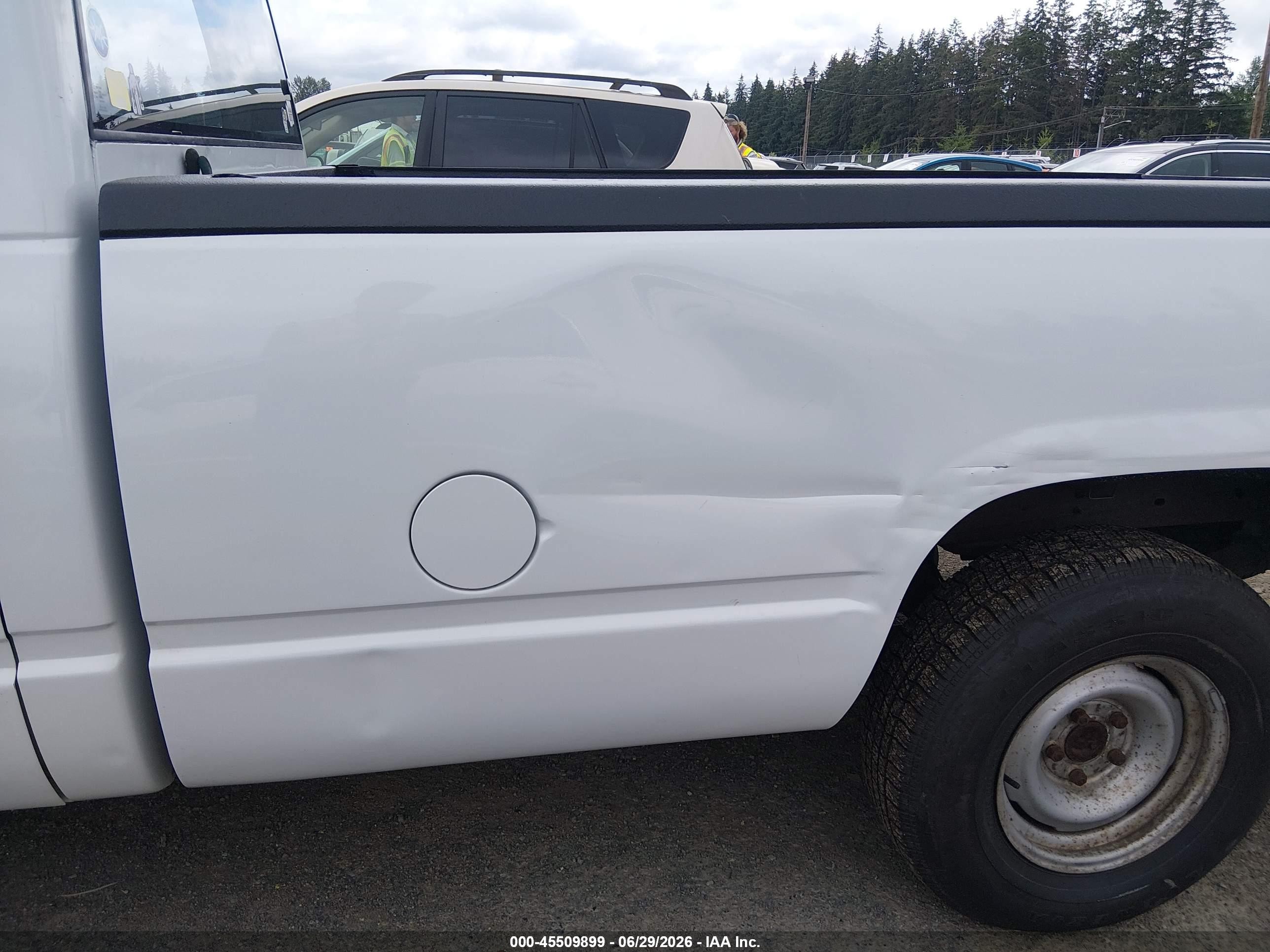 1988 Gmc Gmt-400 C1500 White vin: 2GTDC14Z9J1534448