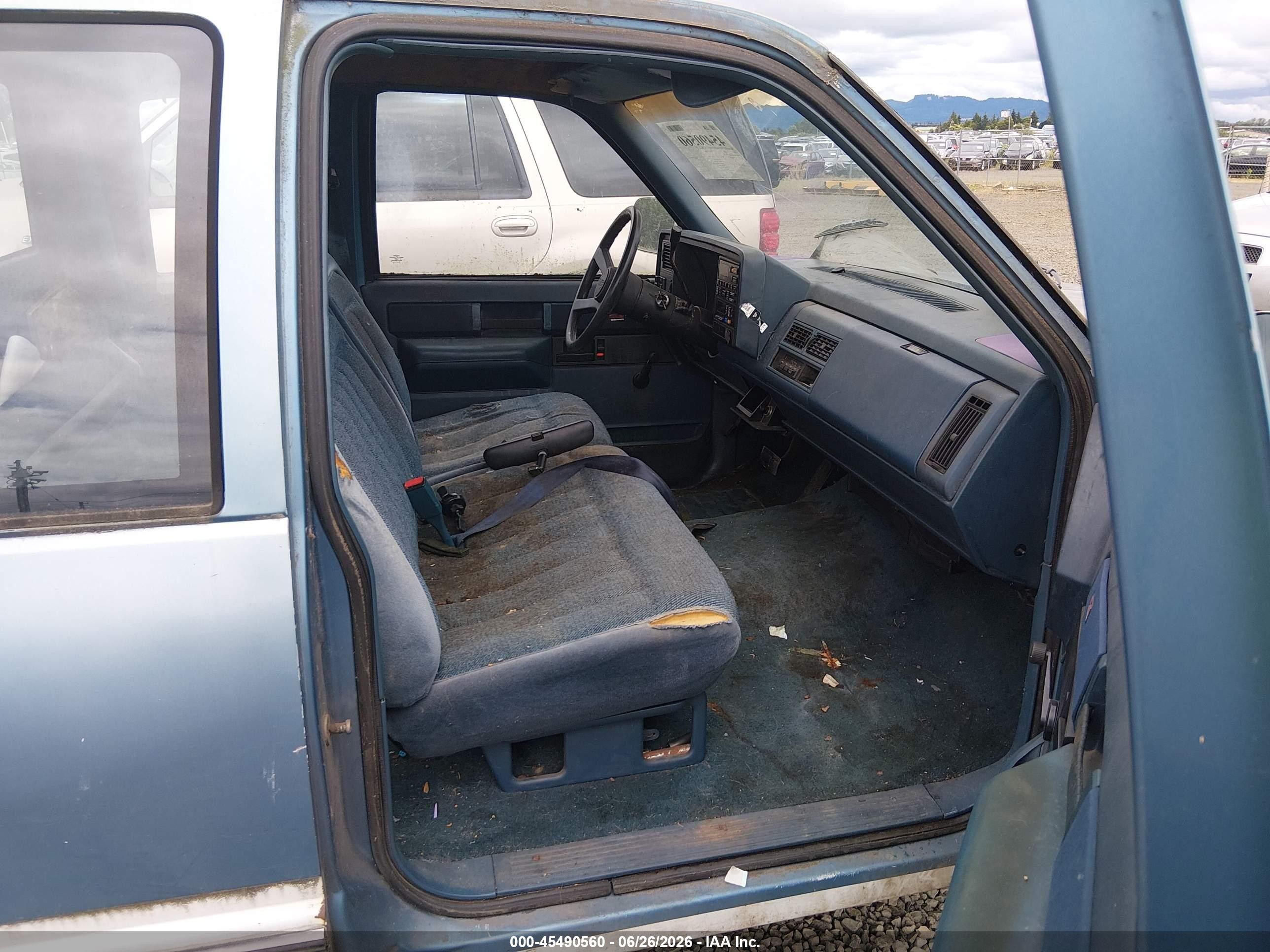 1988 Gmc Gmt-400 C1500 Blue vin: 2GTDC19K4J1524146