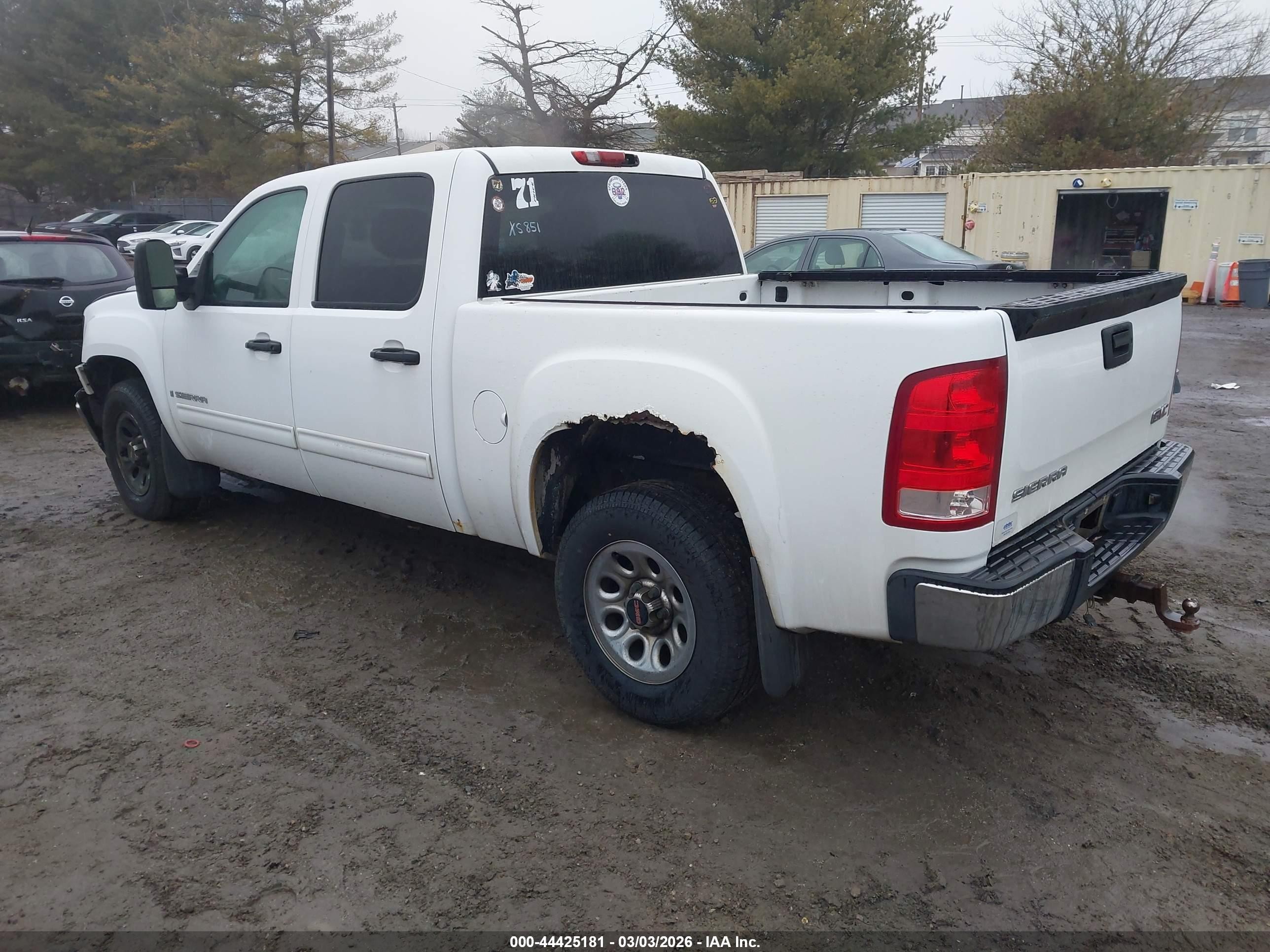 2007 Gmc Sierra 1500 Sl White vin: 2GTEC13C271719239