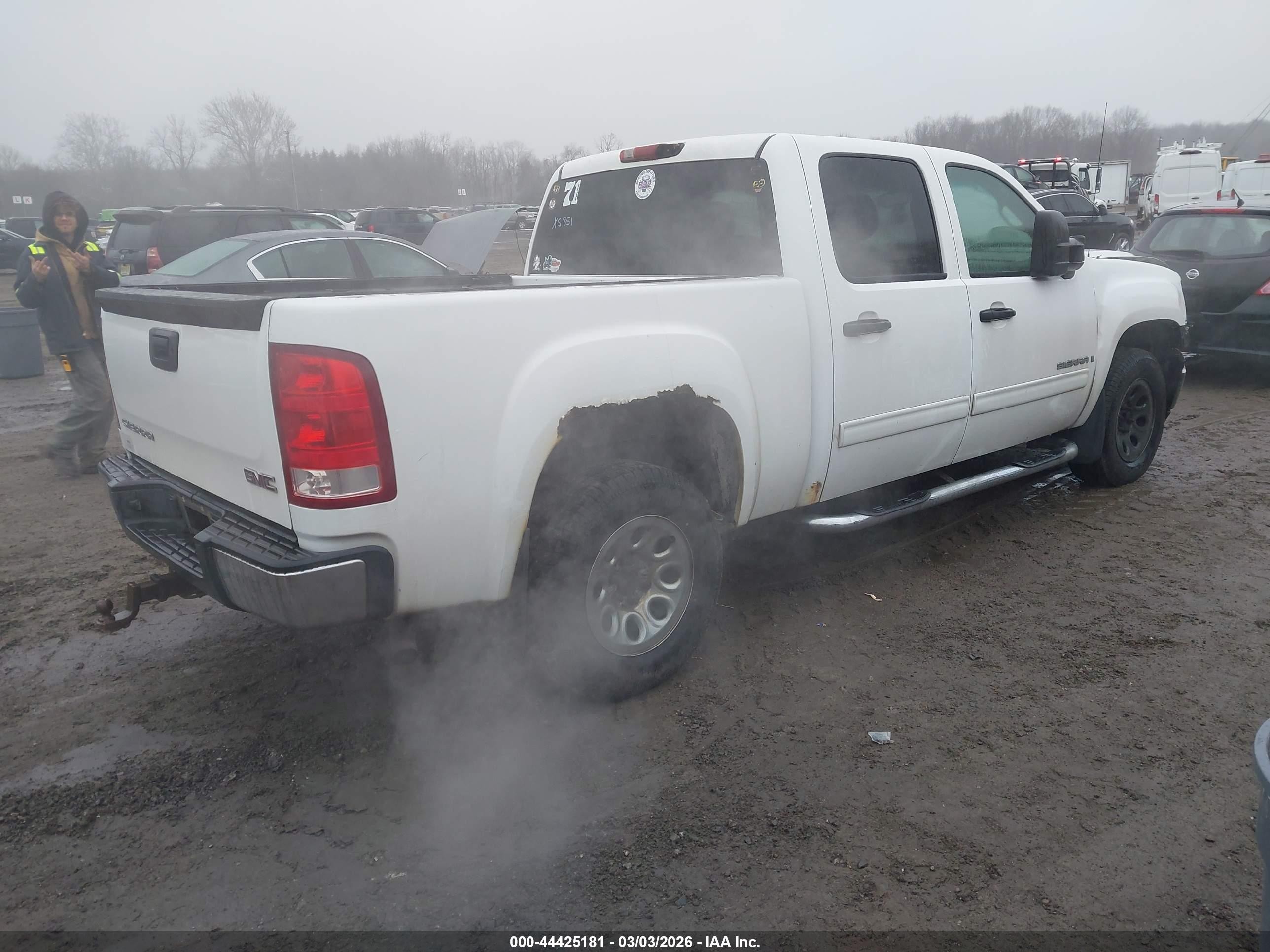 2007 Gmc Sierra 1500 Sl White vin: 2GTEC13C271719239