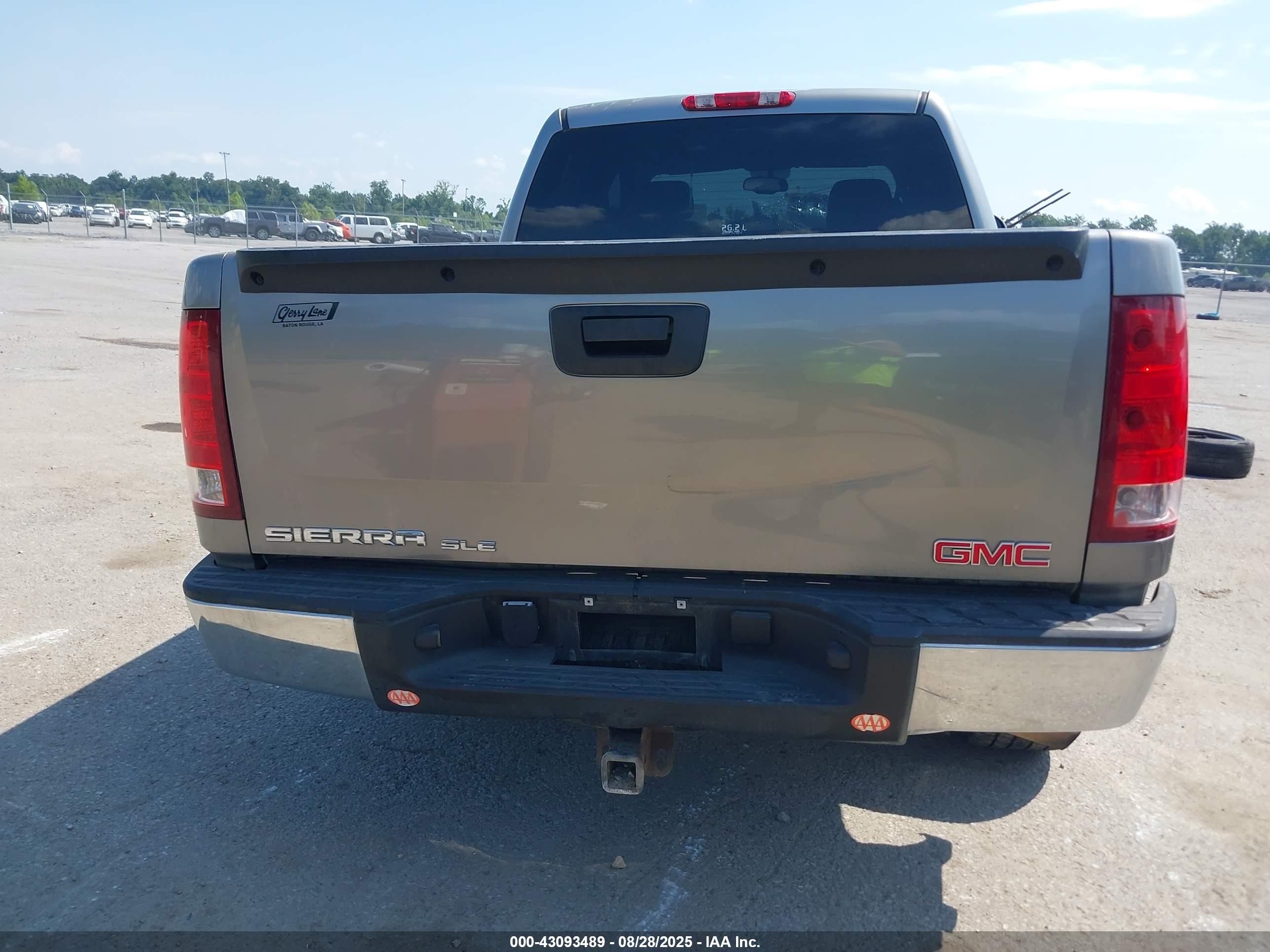 2007 Gmc Sierra 1500 Sle1 Gray vin: 2GTEC13C471565651