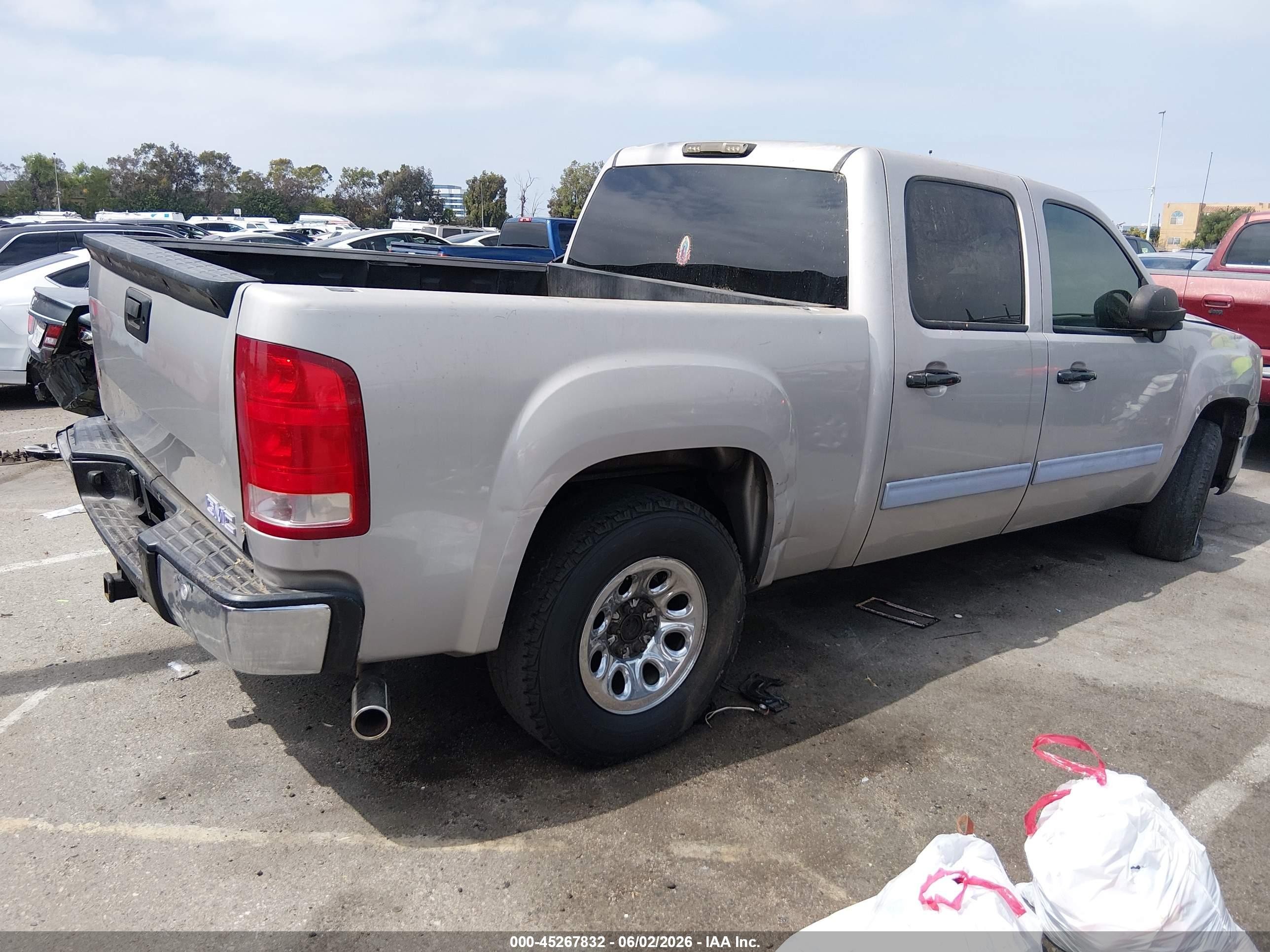 2007 Gmc Sierra 1500 Sle1 Silver vin: 2GTEC13C771555020