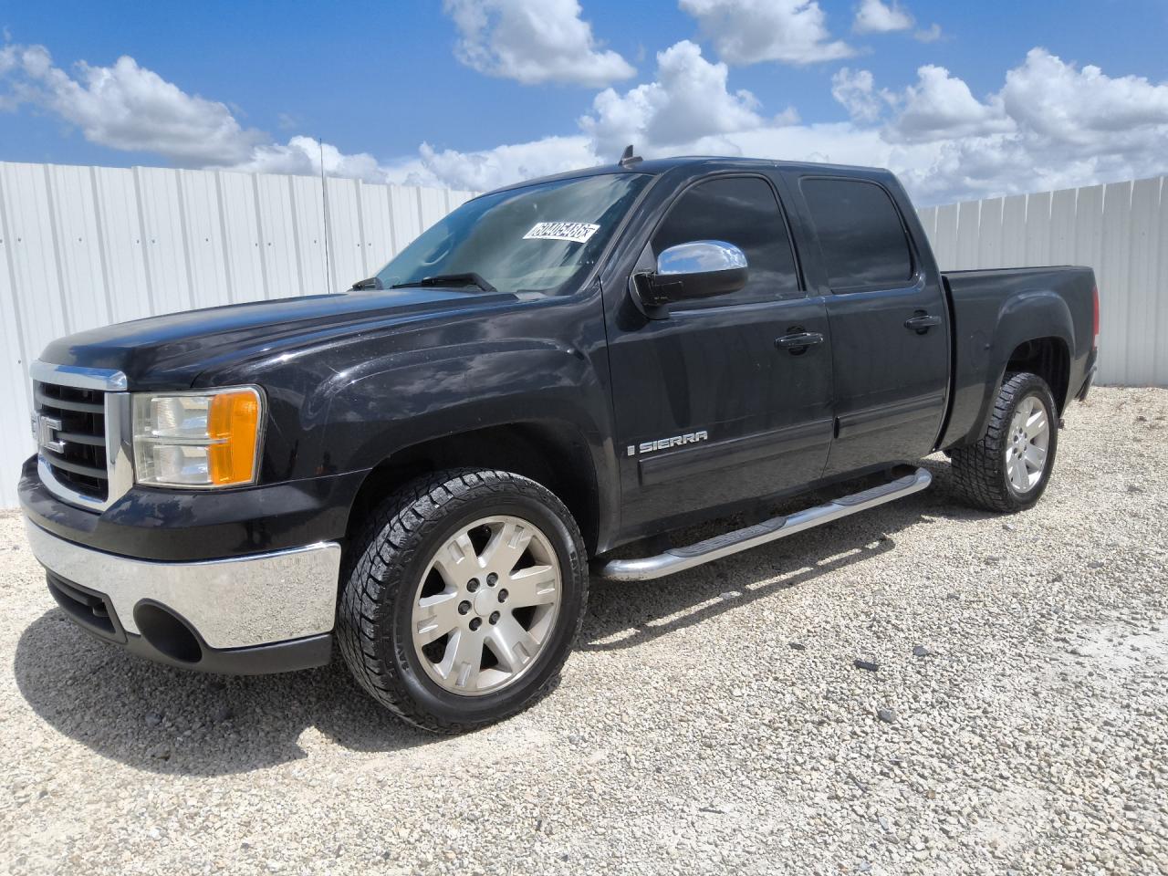 2008 Gmc Sierra C1500 Black vin: 2GTEC13J081248790 Damage: Left Front Fender, Dent(S) W/ Paint Dmg, 1/8 To 1/2 Inch