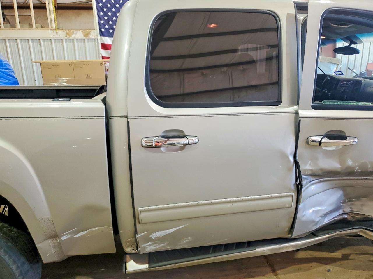 2007 Gmc New Sierra C1500 Silver vin: 2GTEC13J271576050
