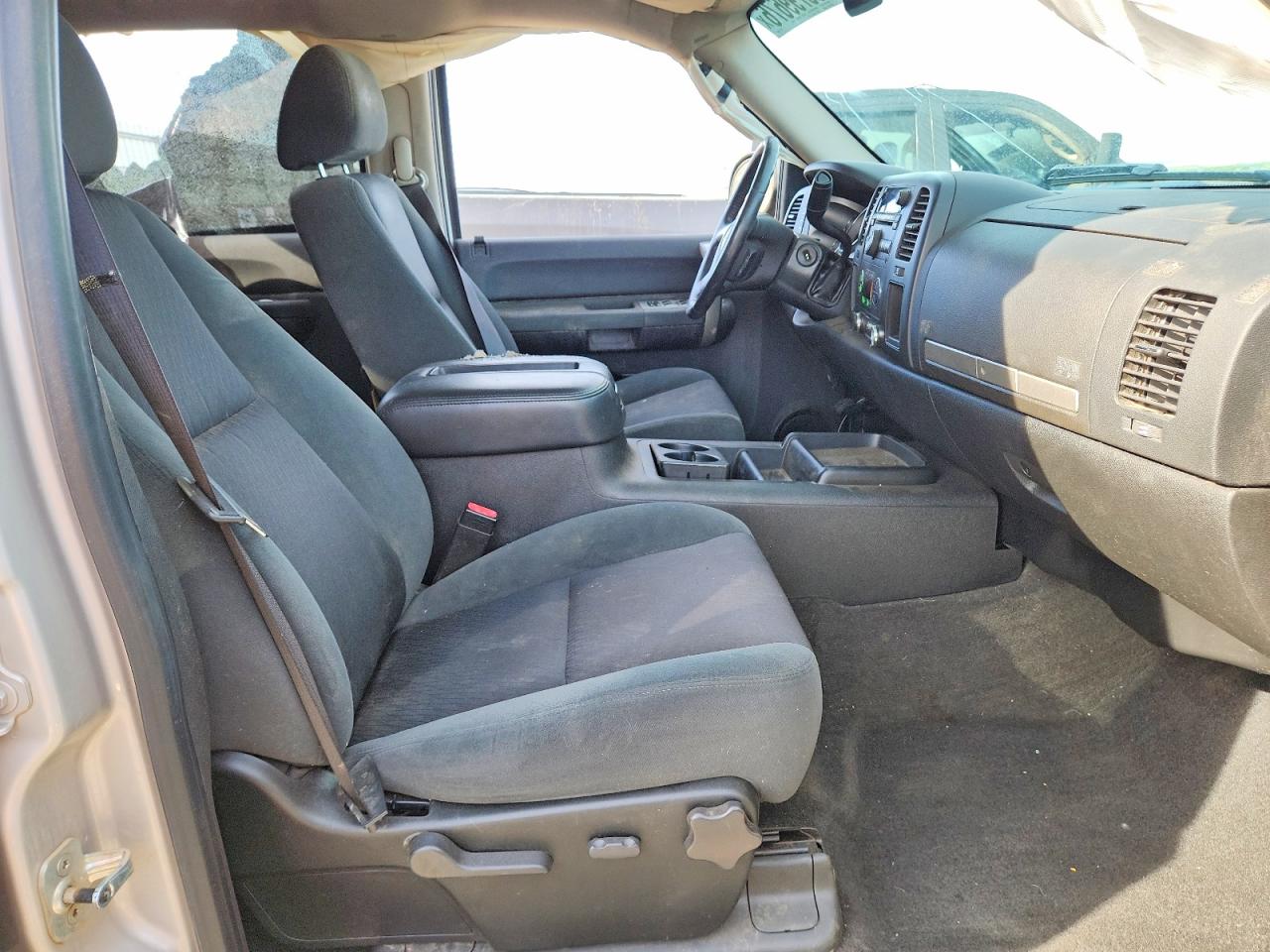2008 Gmc Sierra C1500 Кремовый vin: 2GTEC13J281133608