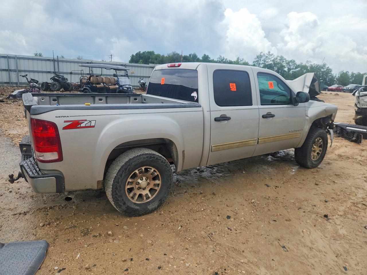 2001 Gmc Sierra Beige vin: 2GTEC13J81220450